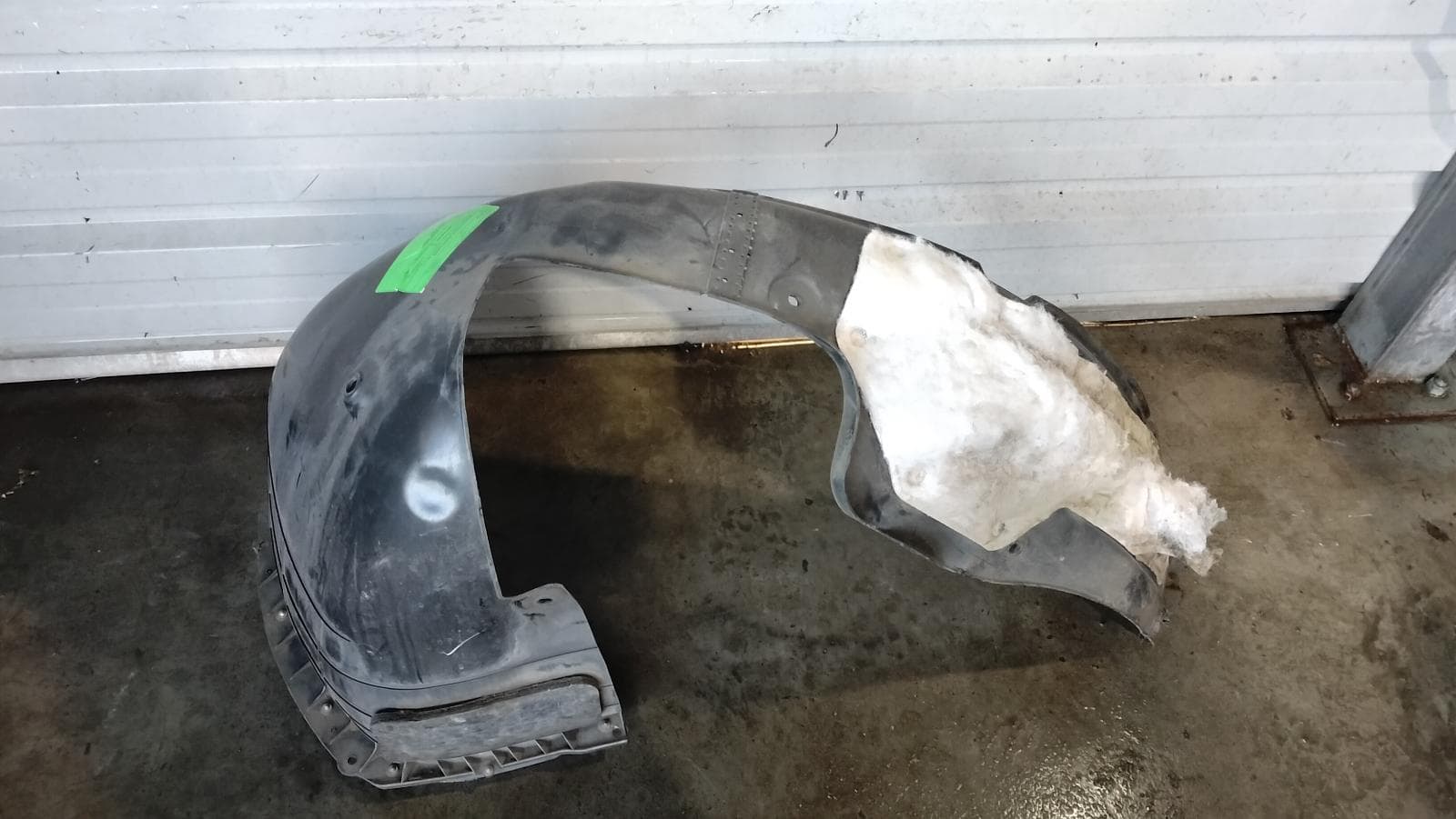 Used auto part listing image: 2023 HYUNDAI I30 RIGHT GUARD LINER FRONT, CN7, SEDAN (S.KOREA VIN KMHL), STANDARD TYPE, 08/20- 0000406691