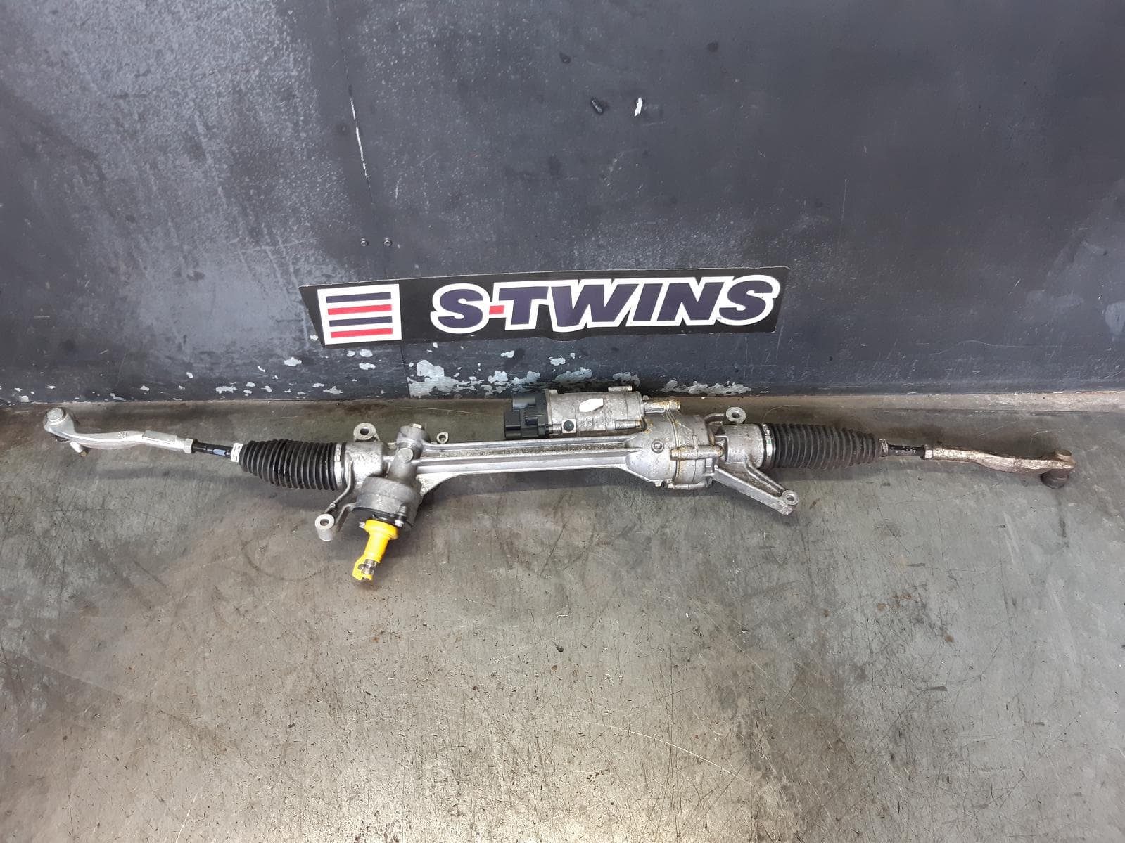 Used auto part listing image: 2017 MERCEDES GLC CLASS STEERING BOX RACK X253/C253, 09/15-03/23 0000308844
