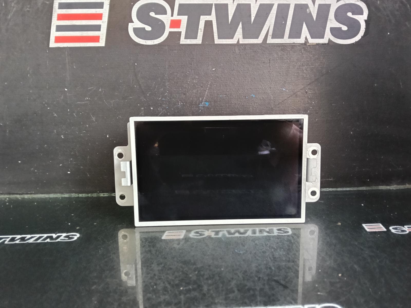 Used auto part listing image: 2022 FORD EVEREST DISPLAY UNIT, 8IN SYNC III, SAT NAV TYPE, UA, 08/16-05/22 0000409029