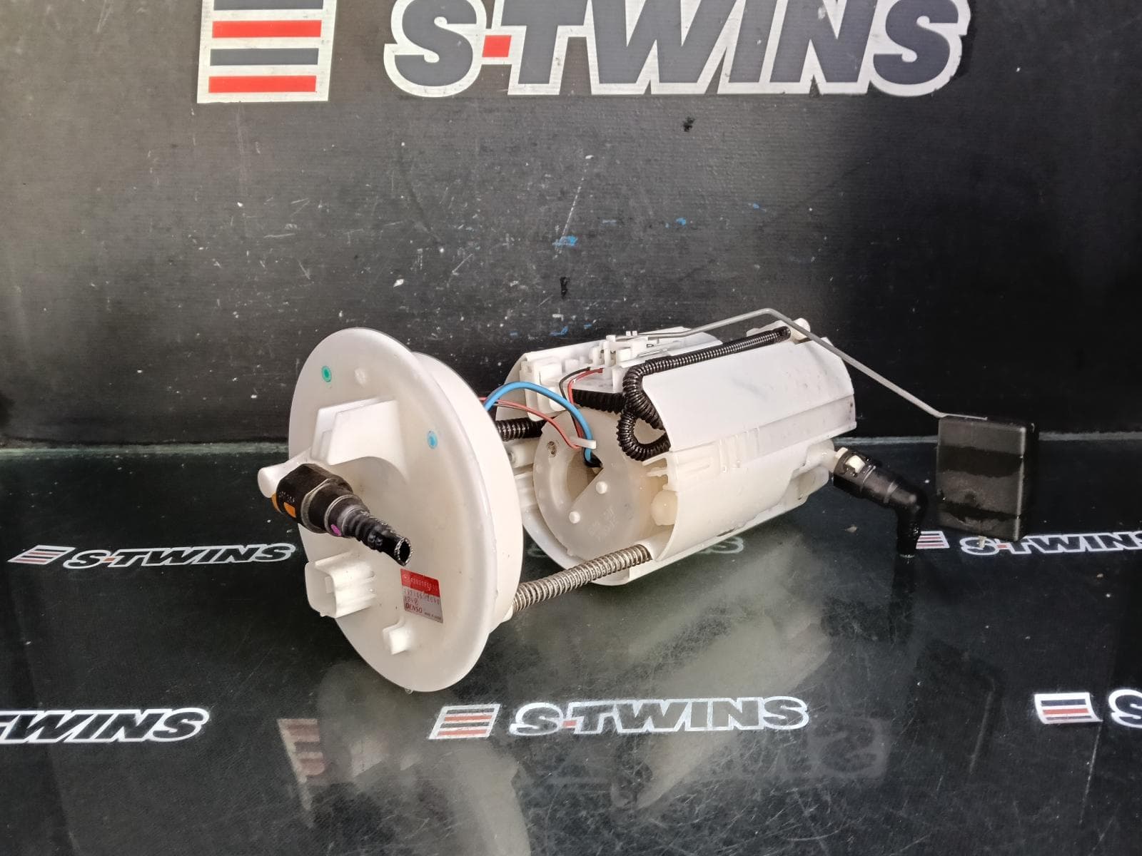 Used auto part listing image: 2021 SUBARU OUTBACK FUEL PUMP 7TH GEN, PETROL, 2.5, FB25, IN TANK (PUMP & SENDER), 12/20- 0000408719