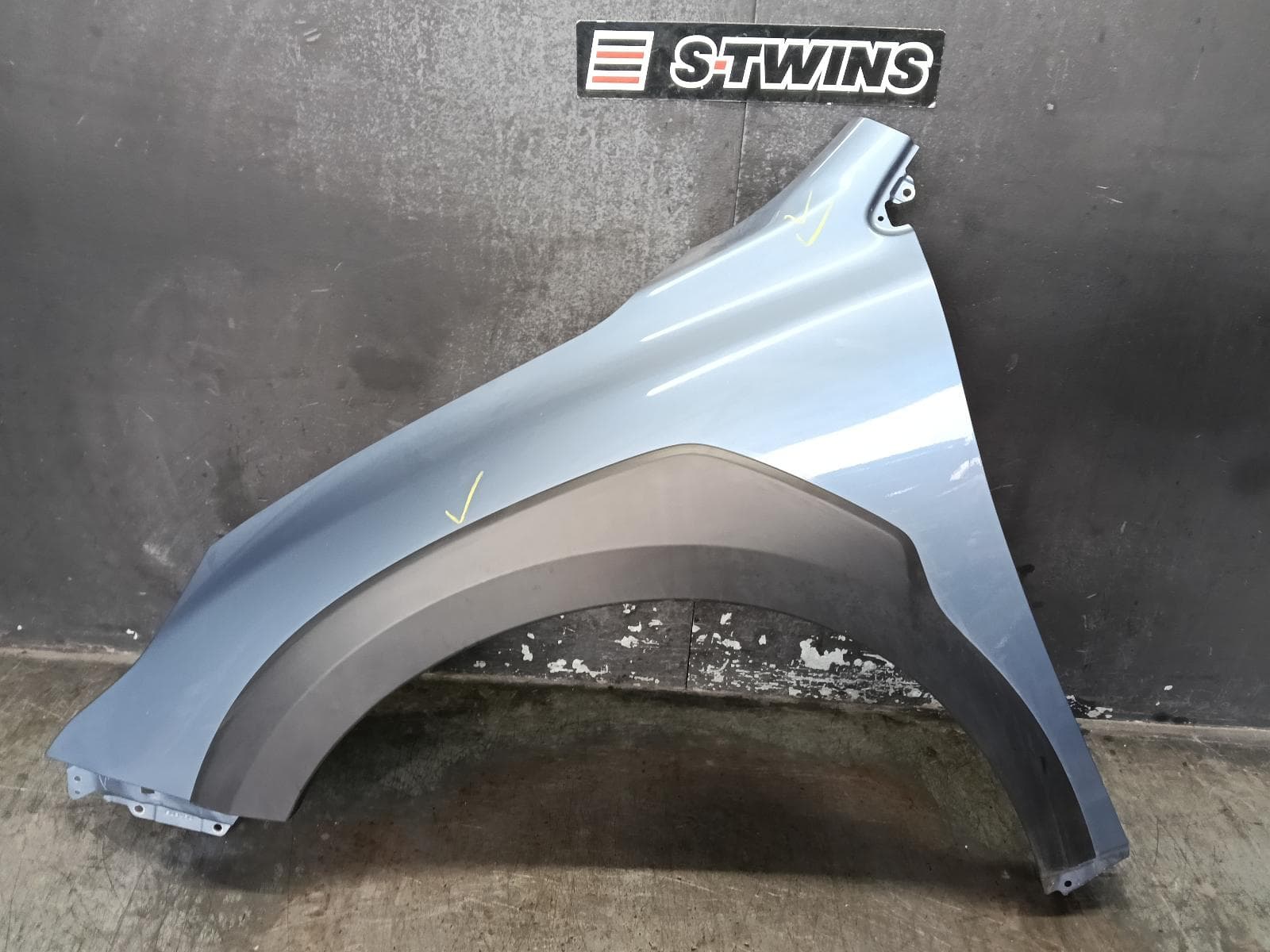 Used auto part listing image: 2021 SUBARU OUTBACK LEFT GUARD 7TH GEN, 12/20- 0000408662