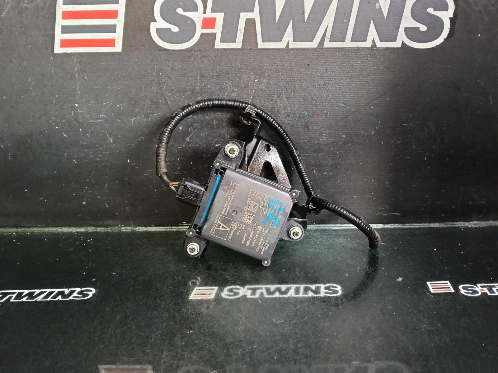 Used auto part listing image: 2021 SUBARU OUTBACK REVERSE CAMERA 7TH GEN, BLIND SPOT MONITOR SENSOR (RH REAR BEHIND BUMPER), 12/20- 0000408728