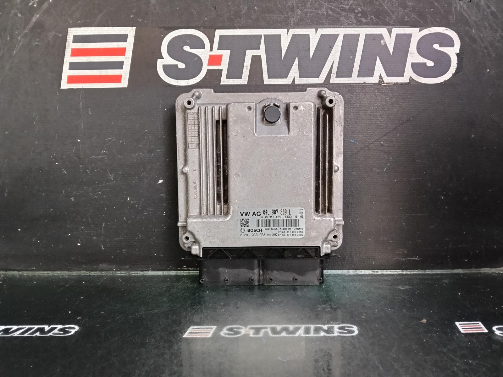 Used auto part listing image: 2018 AUDI Q5 ENGINE ECU, 2.0, DIESEL, ECU ONLY, FY, 02/17-08/20 0000408887