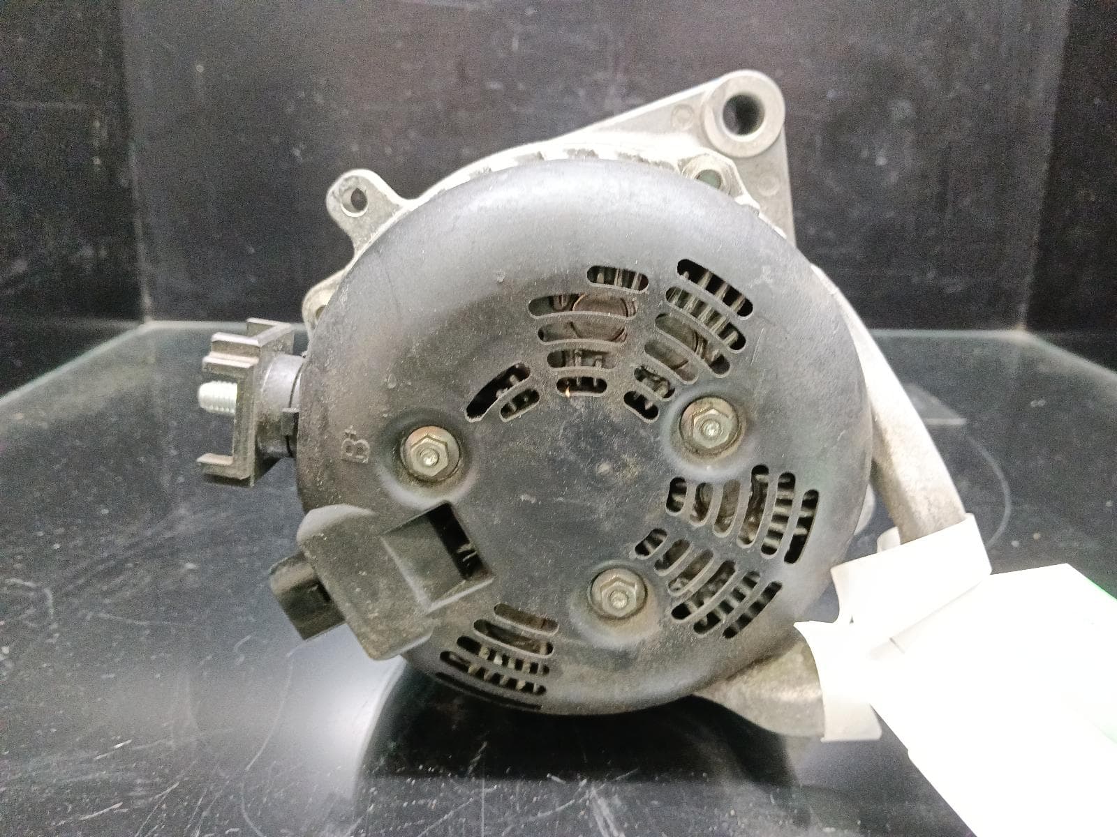 Used auto part listing image: 2013 BMW 3 SERIES ALTERNATOR PETROL, 2.0, N20, 170AMP, F30/F31/F34, 11/11-05/16 0000407984