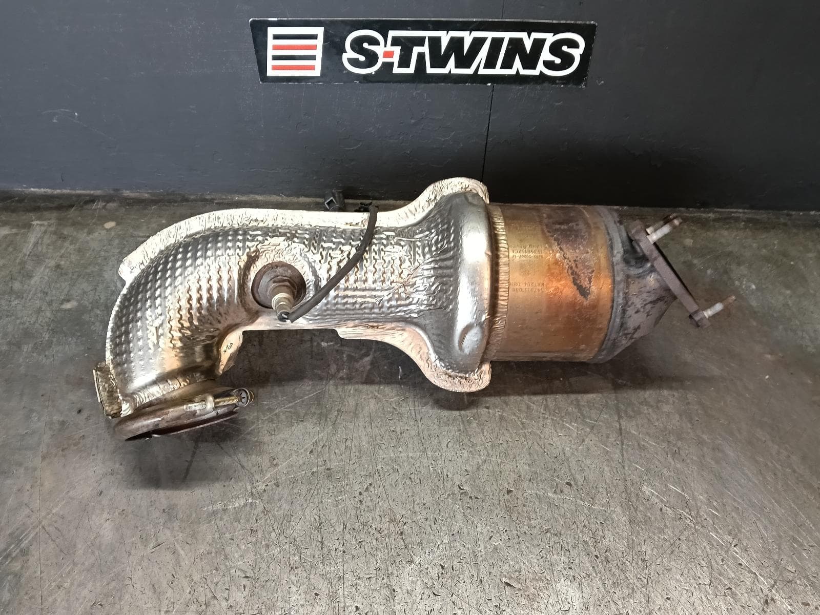 Used auto part listing image: 2017 LAND ROVER RANGE ROVER EVOQUE CATALYTIC CONVERTER L538, 11/11-01/19 0000412613