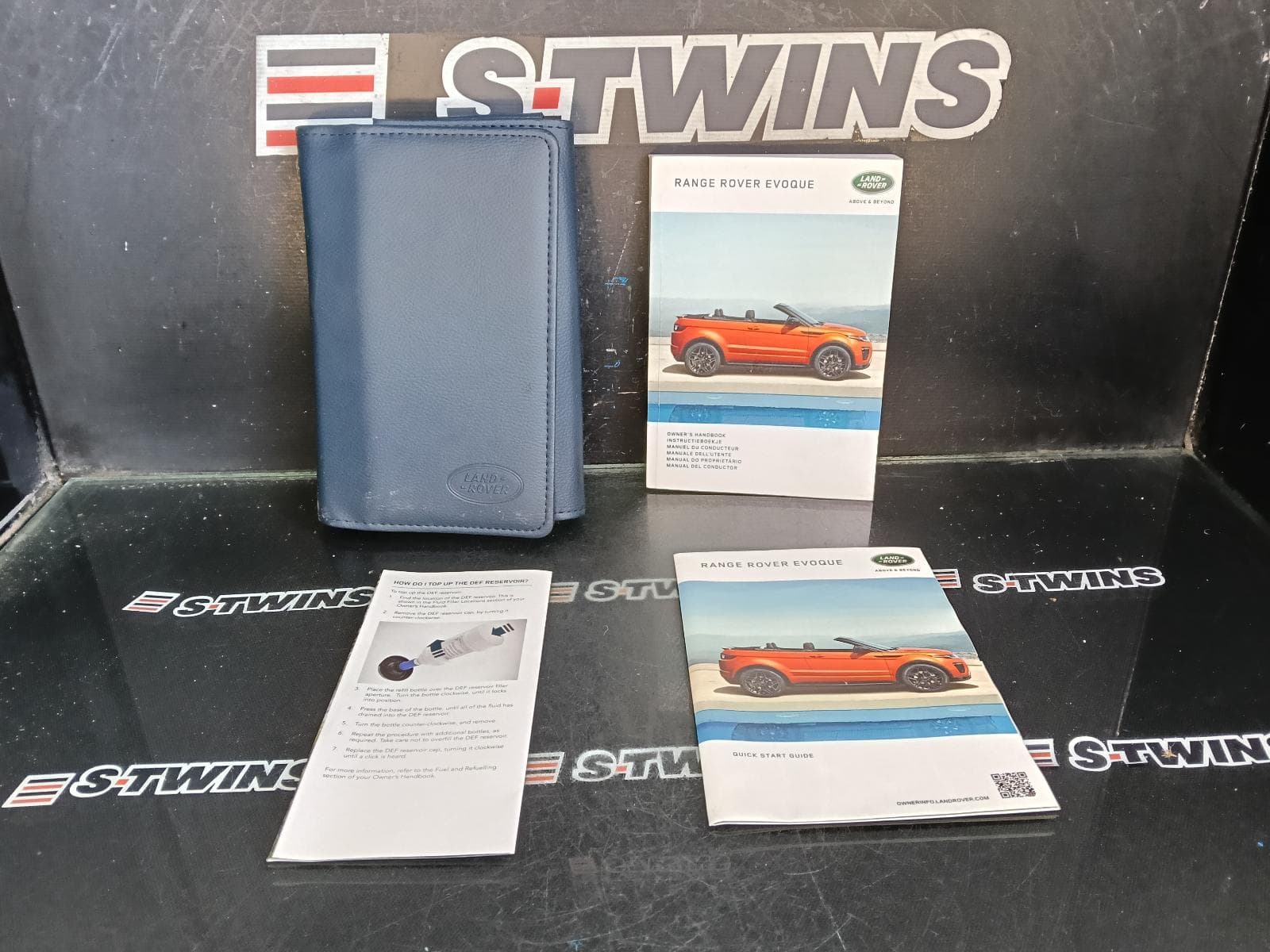 Used auto part listing image: 2017 LAND ROVER RANGE ROVER EVOQUE OWNERS HANDBOOK L538, 11/11-01/19 0000412621