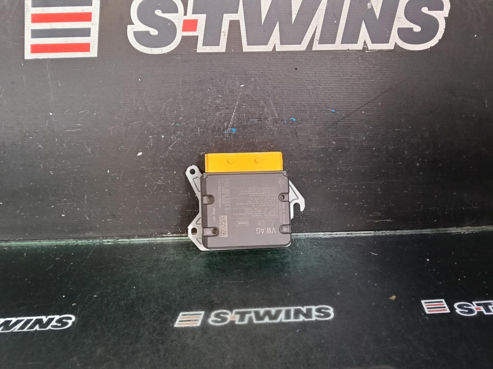 Used auto part listing image: 2018 VOLKSWAGEN TIGUAN MODULE P/N 5Q0959655CG, 5NA, 06/16-02/24 0000408712