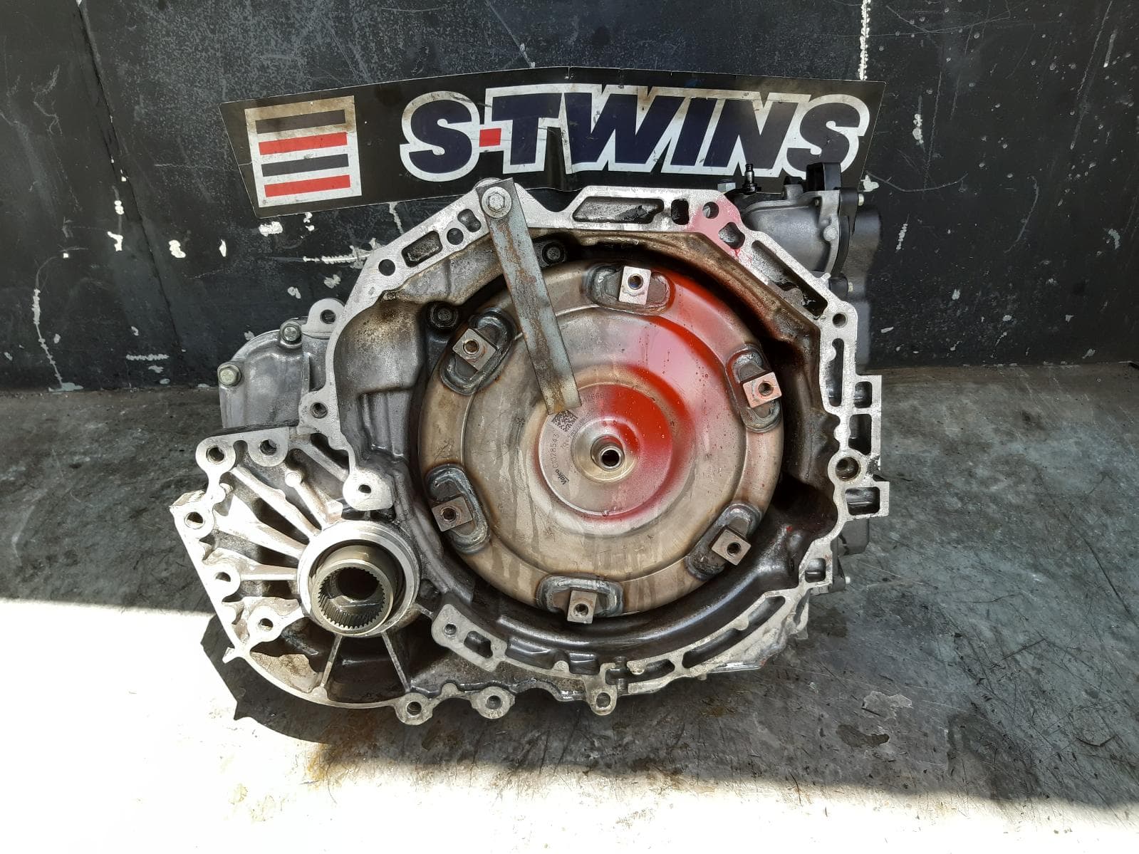 Used auto part listing image: 2017 HOLDEN CAPTIVA TRANS GEARBOX AUTO, AWD, DIESEL, 2.2, 8YXR TAG (GEN 2), NO TRANSFER CASE, CG, 08/12-06/18 0000305226