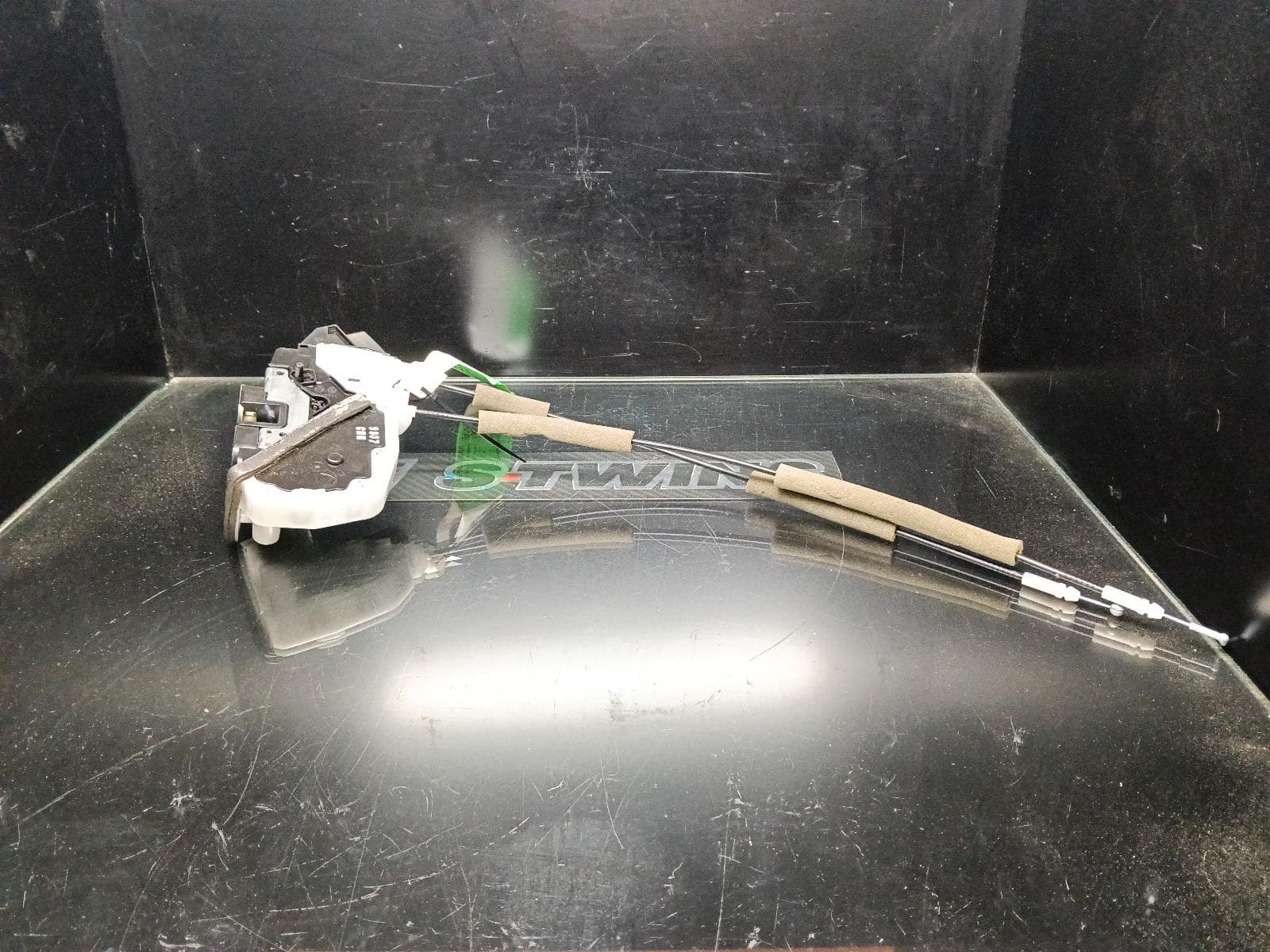 Used auto part listing image: 2020 NISSAN XTRAIL DOOR BOOT GATE LOCK RIGHT REAR DOOR LOCK, T32, 02/14-07/22 0000406941