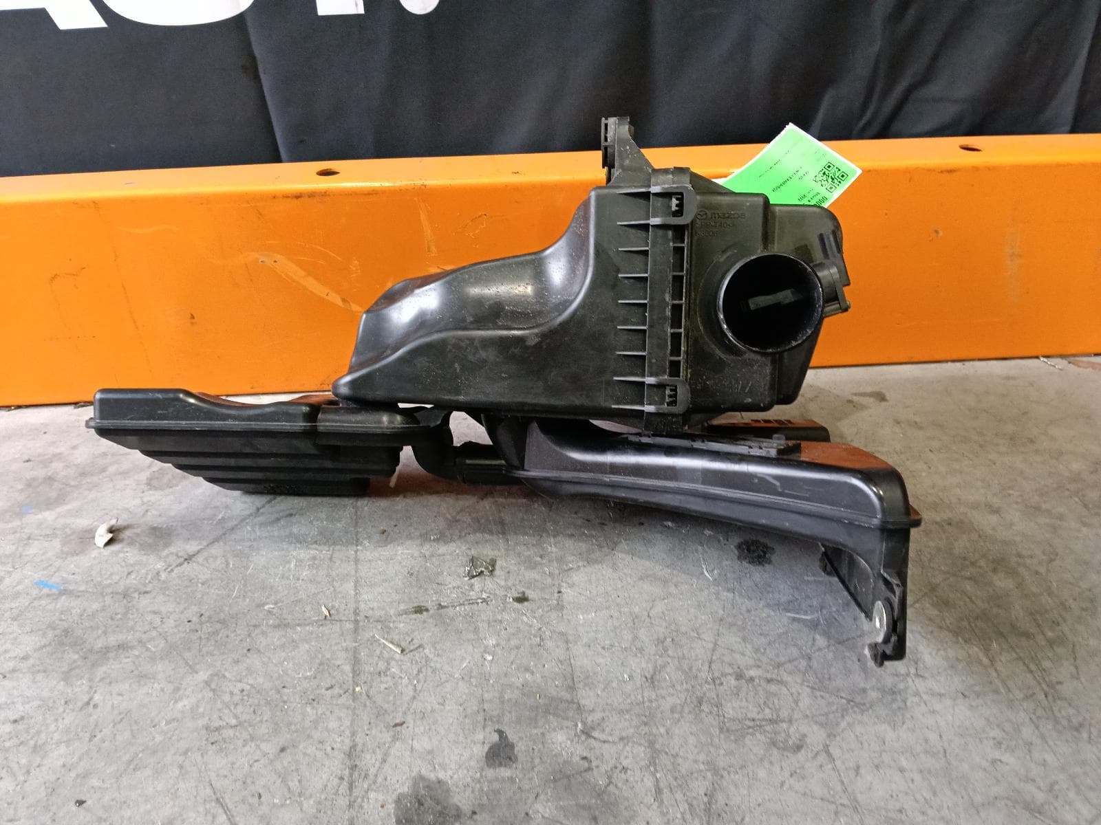 Used auto part listing image: 2022 MAZDA MX30 AIR CLEANER BOX AIR CLEANER, DR, 2.0, 11/20- 0000408650