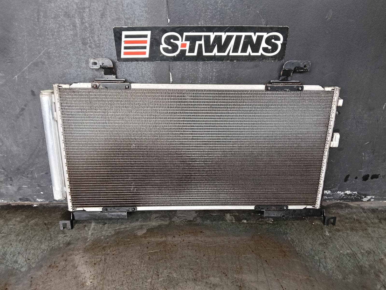 Used auto part listing image: 2015 SUBARU LIBERTY A C CONDENSER 6TH GEN, 08/14-04/21 0000409341