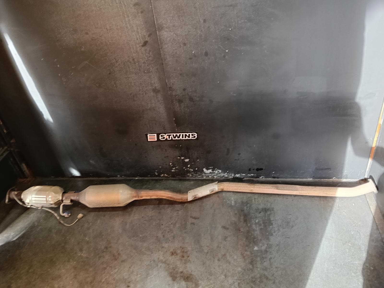 Used auto part listing image: 2018 MAZDA 6 CATALYTIC CONVERTER UNDER CAR-CAT TYPE, 2.5, TURBO, PETROL, GL, 03/18-12/24 0000409590