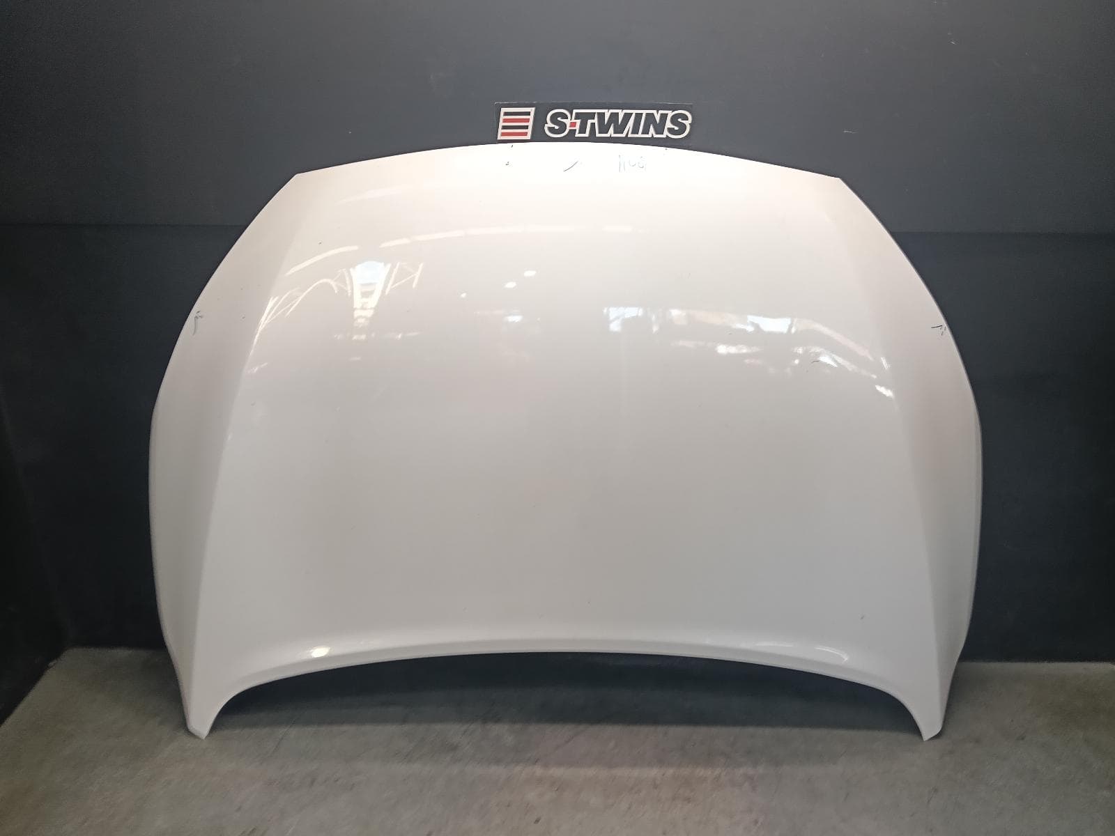 Used auto part listing image: 2019 KIA SORENTO BONNET UM, 03/15-02/20 0000413346