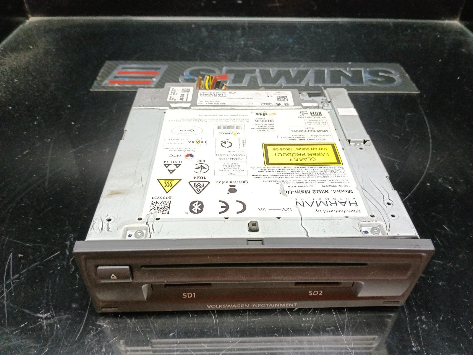 Used auto part listing image: 2016 VOLKSWAGEN TIGUAN 5NA, HEAD UNIT, MULTIMEDIA 2X SD CARD, DISCOVER PRO, 06/16-02/24 0000410023