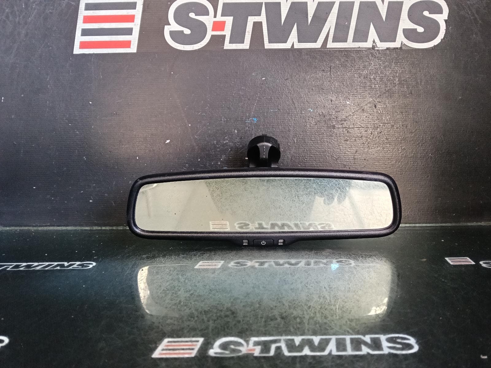 Used auto part listing image: 2016 SUBARU OUTBACK INTERIOR MIRROR AUTO DIM TYPE, 6TH GEN, 08/14-12/20 0000411018