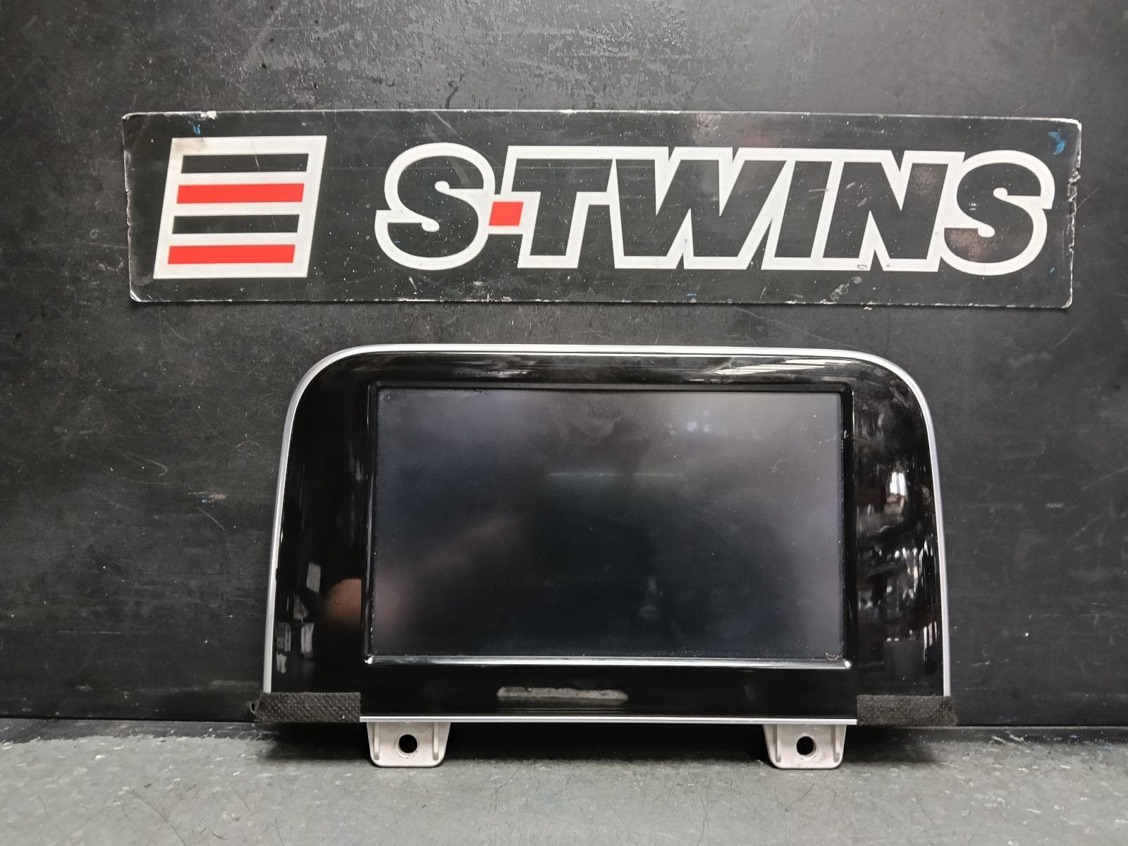 Used auto part listing image: 2018 KIA STINGER DISPLAY UNIT, 7IN TOUCHSCREEN, CK, 06/17-12/20 0000408969