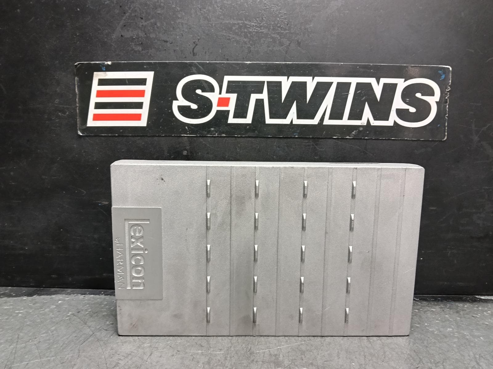 Used auto part listing image: 2018 KIA STINGER AMPLIFIER, HARMAN KARDON TYPE, CK, 06/17-04/23 0000410298
