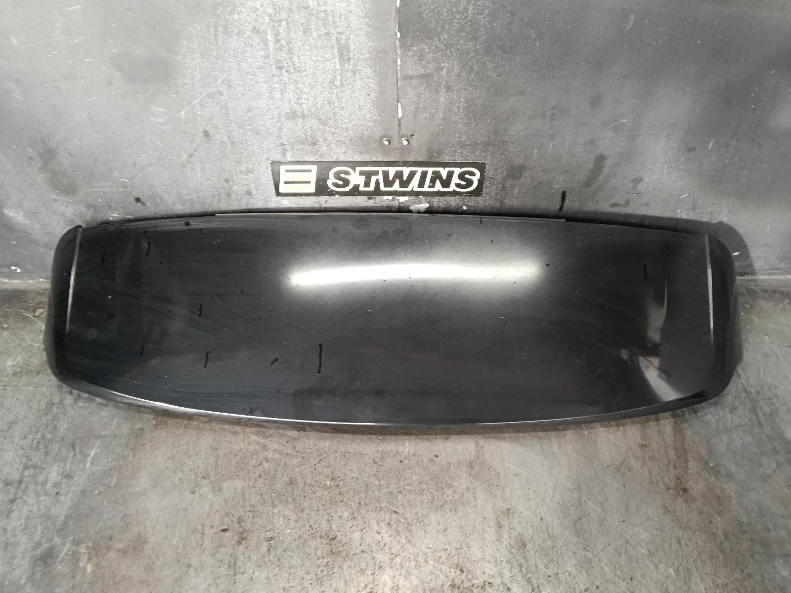 Used auto part listing image: 2019 VOLVO XC90 REAR SPOILER Mk2, 04/15- 0000410480