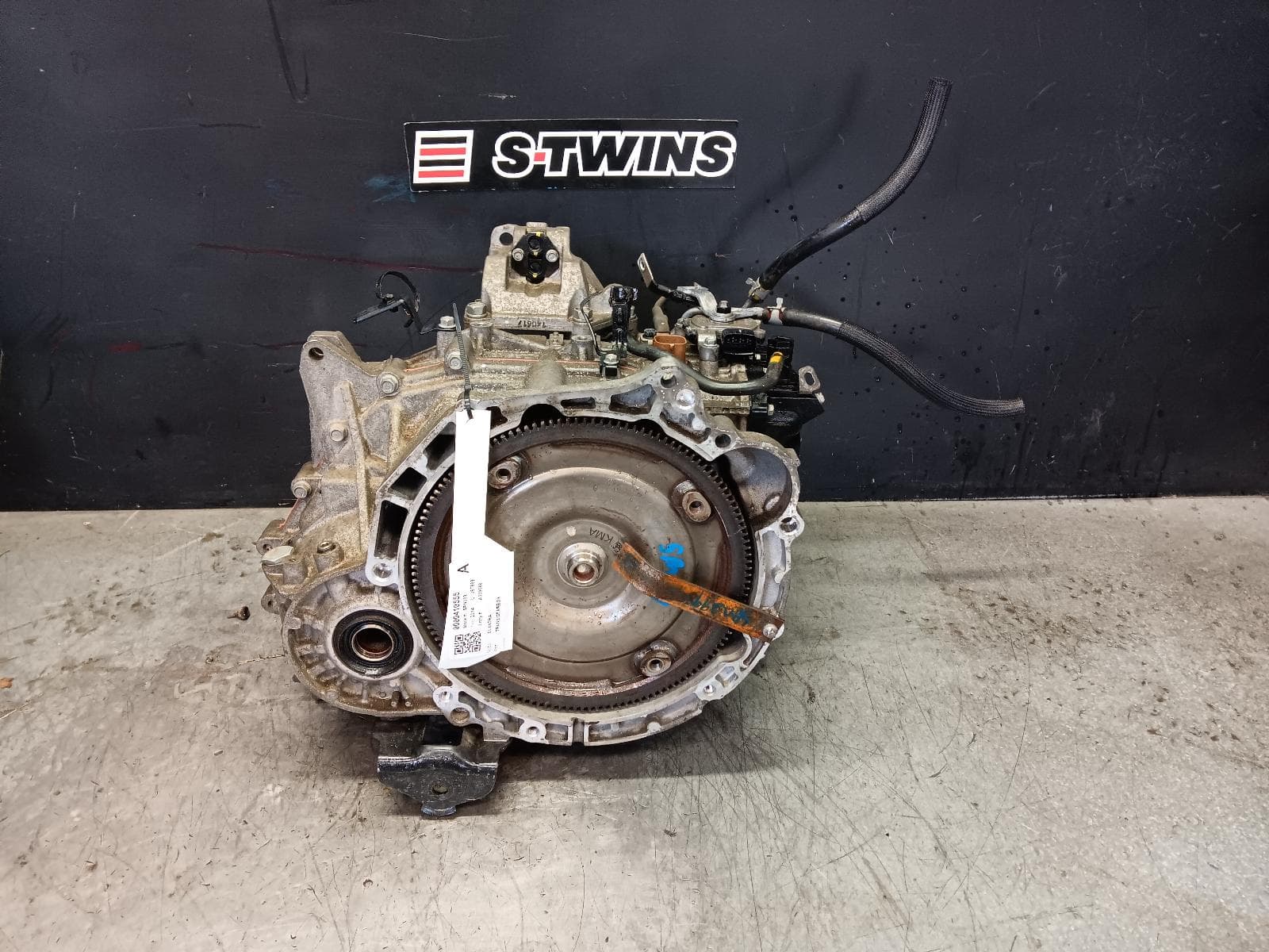Used auto part listing image: 2014 HYUNDAI ELANTRA TRANS GEARBOX AUTO, PETROL, 1.8, G4NB, 6 SPEED, MD, 03/11-11/15 0000410555