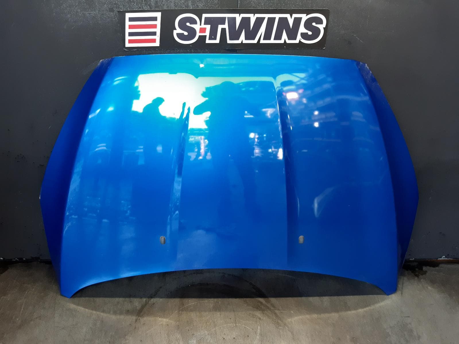 Used auto part listing image: 2016 FORD FOCUS BONNET LZ, 10/14-11/18 0000370777