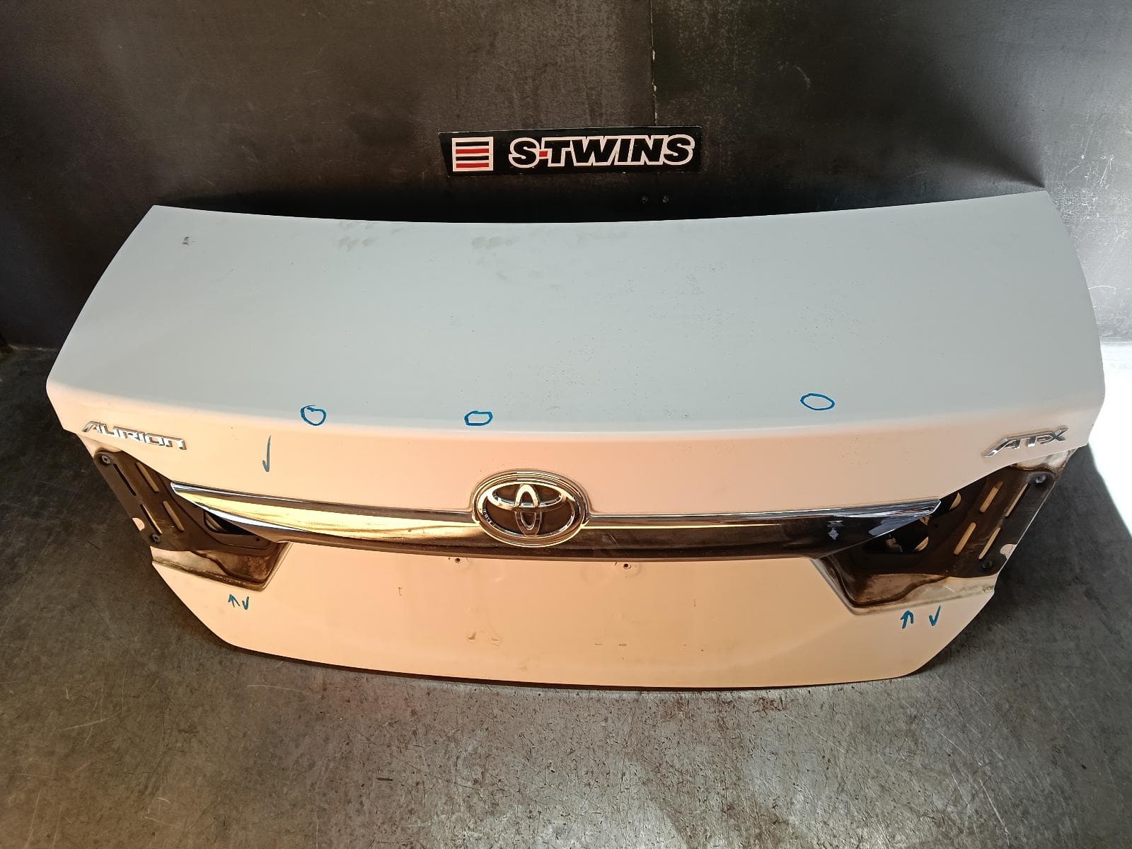 Used auto part listing image: 2013 TOYOTA AURION BOOTLID TAILGATE BOOTLID, GSV50R, AT-X, NON SPOILER TYPE, 02/12-08/17 0000411311