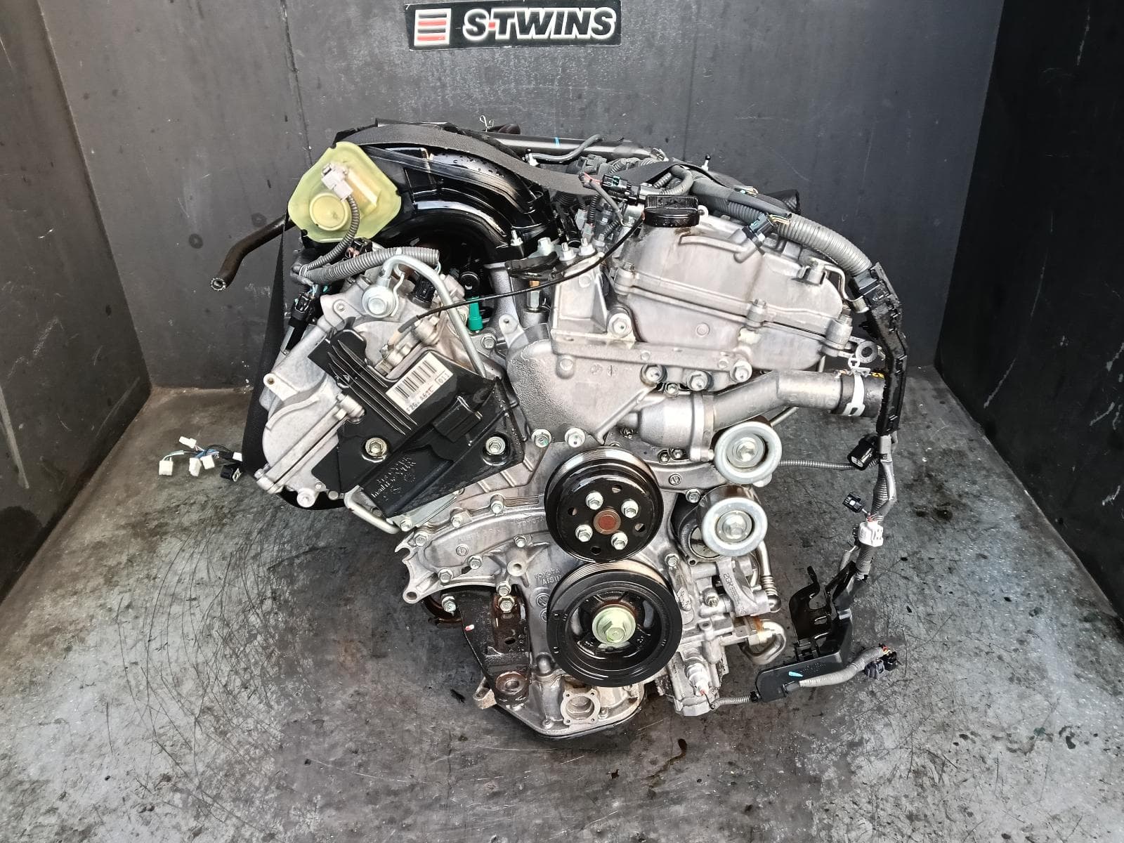 Used auto part listing image: 2013 TOYOTA AURION ENGINE PETROL, 3.5, 2GR-FE, GSV40R-GSV50R, 10/06-08/17 0000411609
