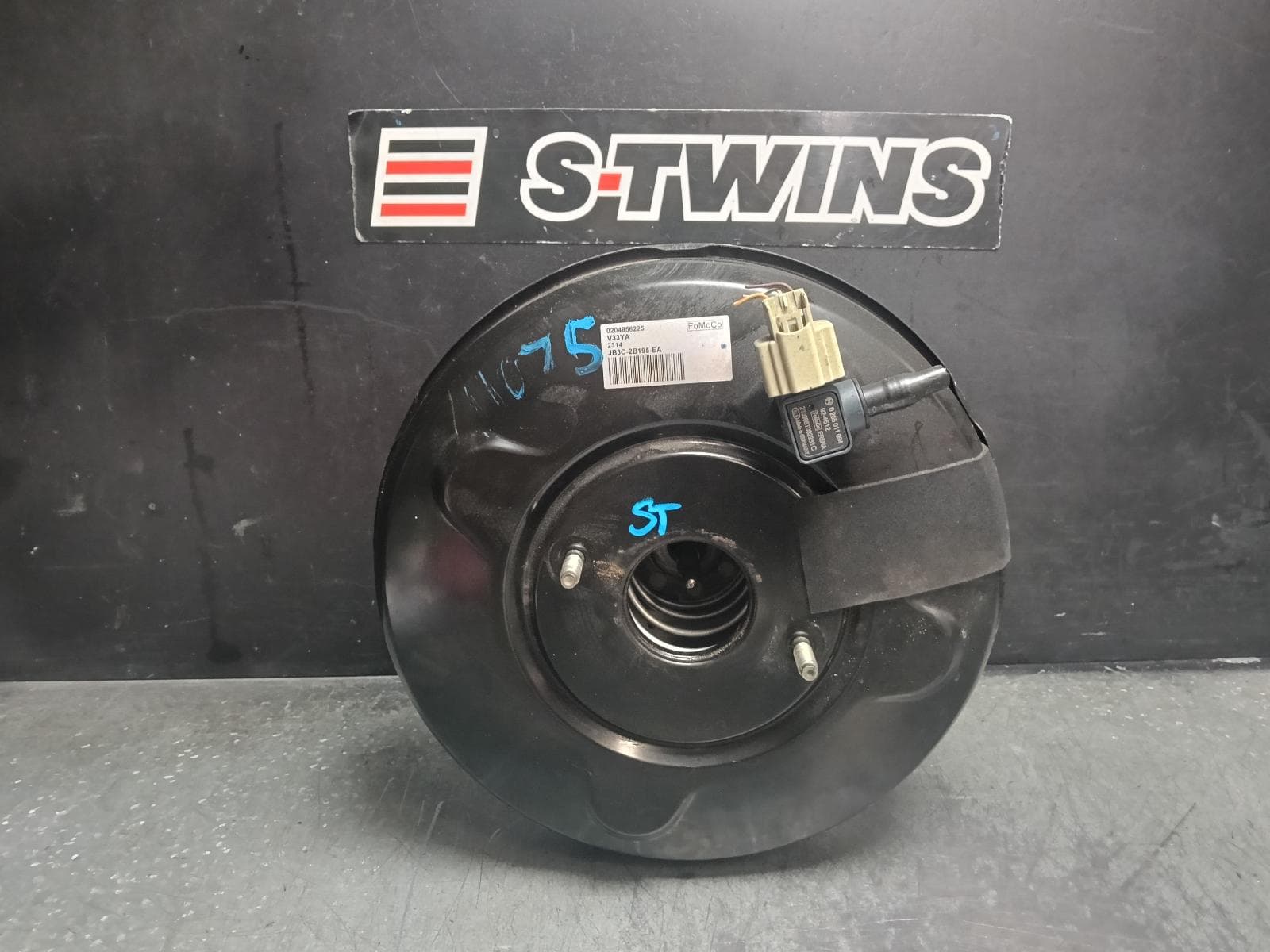 Used auto part listing image: 2021 FORD RANGER BRAKE BOOSTER PX SERIES 2-3, 2WD/4WD, AUTO T/M TYPE, 06/15 - 04/22 0000413512