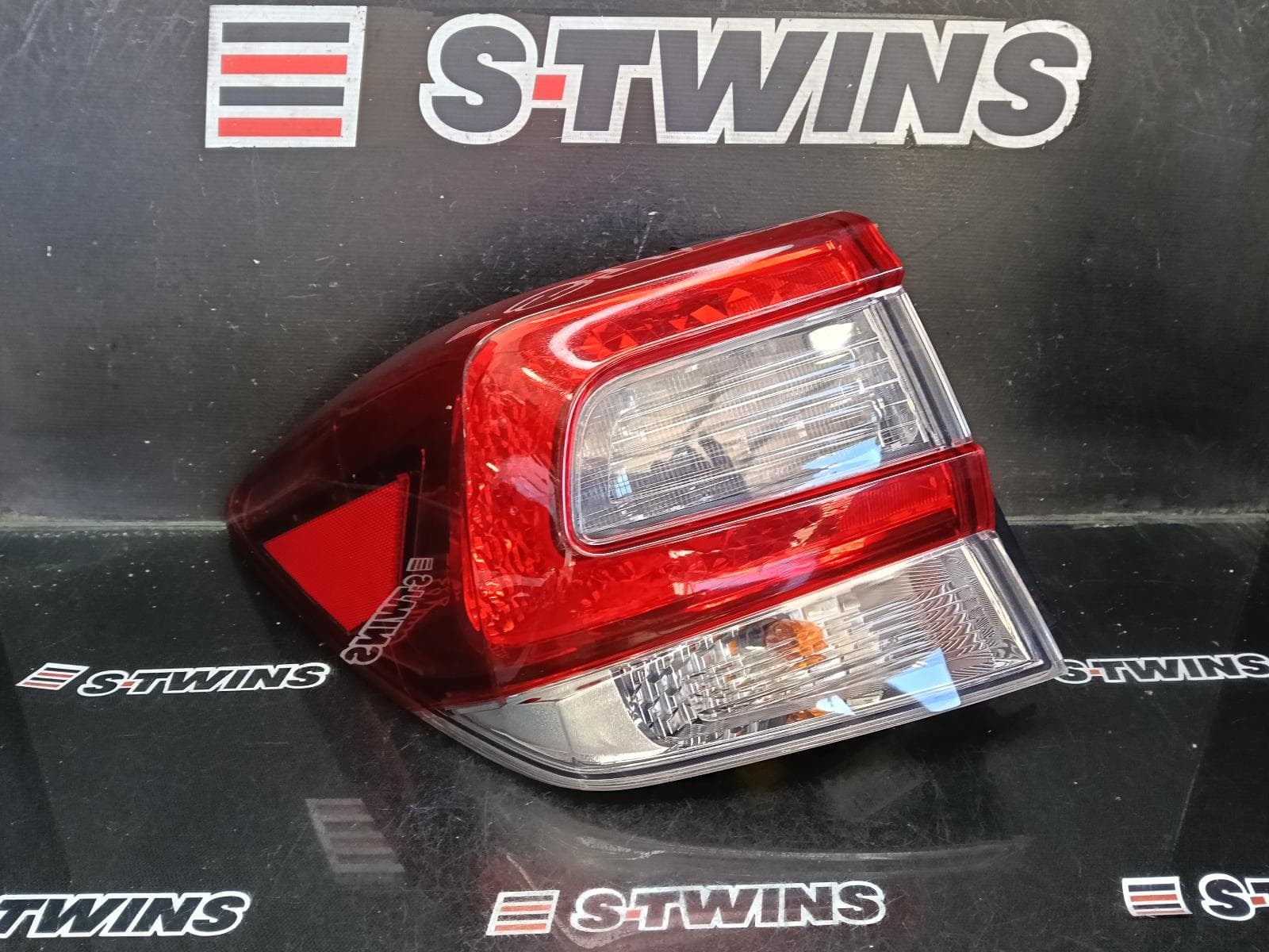 Used auto part listing image: 2021 SUBARU XV LEFT TAILLIGHT W/ BLACK INSERT TYPE, G5X, 04/20-06/23 0000413222