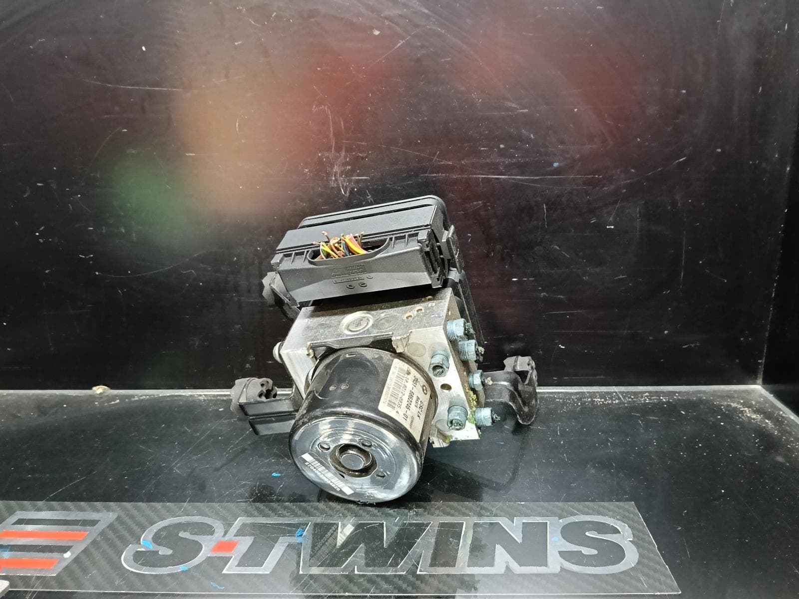 Used auto part listing image: 2013 BMW 3 SERIES ABS PUMP MODULATOR F30, SEDAN, P/N 34516862246, 11/11-02/19 0000411111