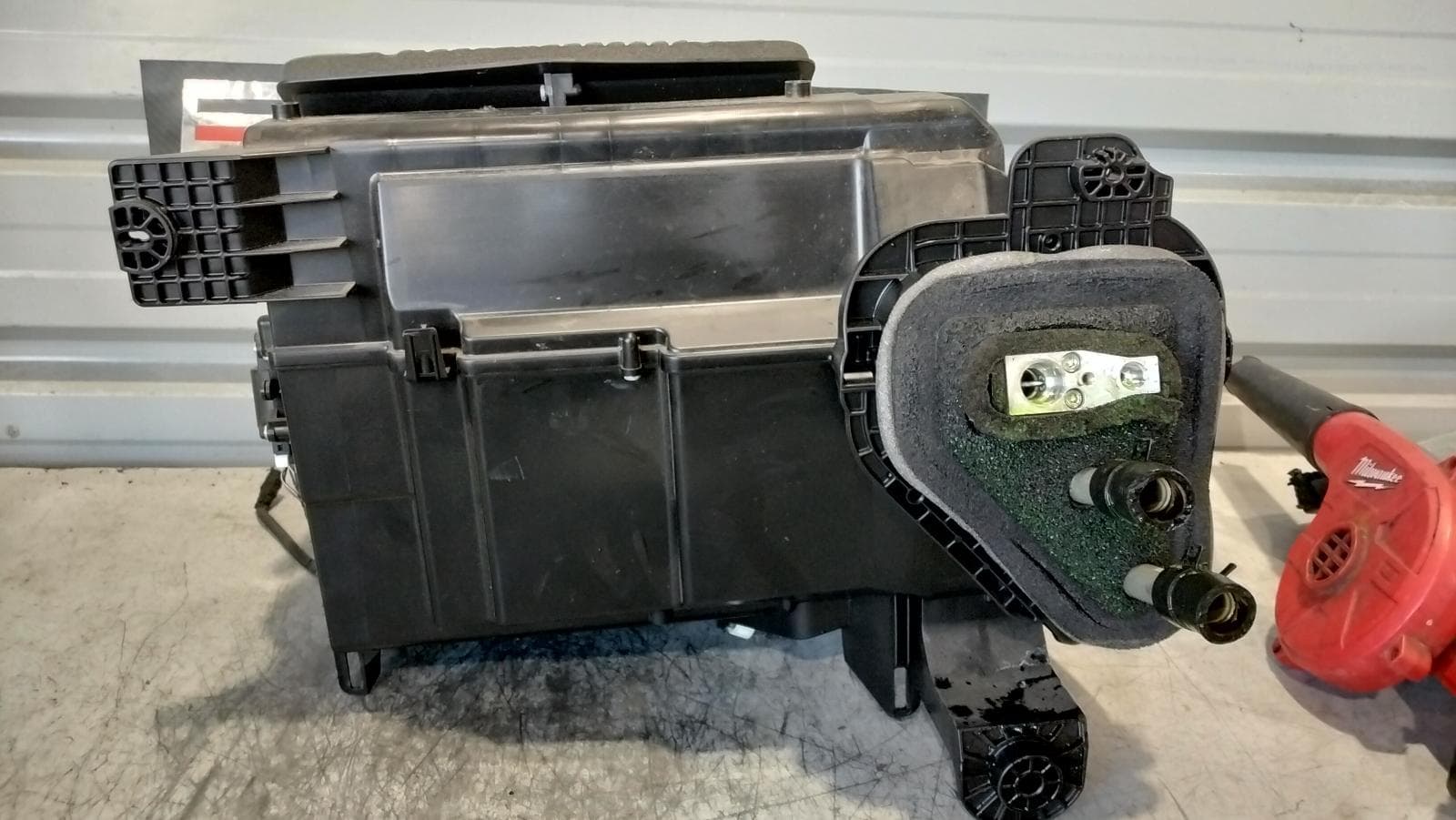 Used auto part listing image: 2014 MAZDA CX5 HEATER CORE BOX KE, CLIMATE CONTROL TYPE, 02/12-12/16 0000391742