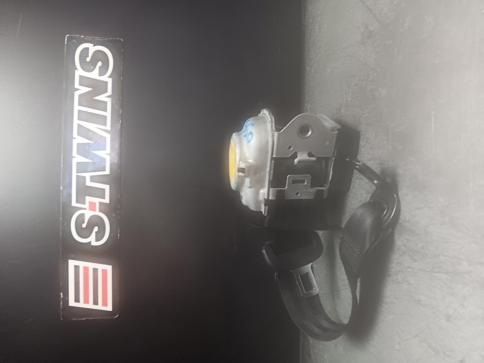 Used auto part listing image: 2018 VOLKSWAGEN TIGUAN SEAT BELT STALK RH REAR, SEAT BELT ONLY, 5NA, 06/16-02/24 0000412681