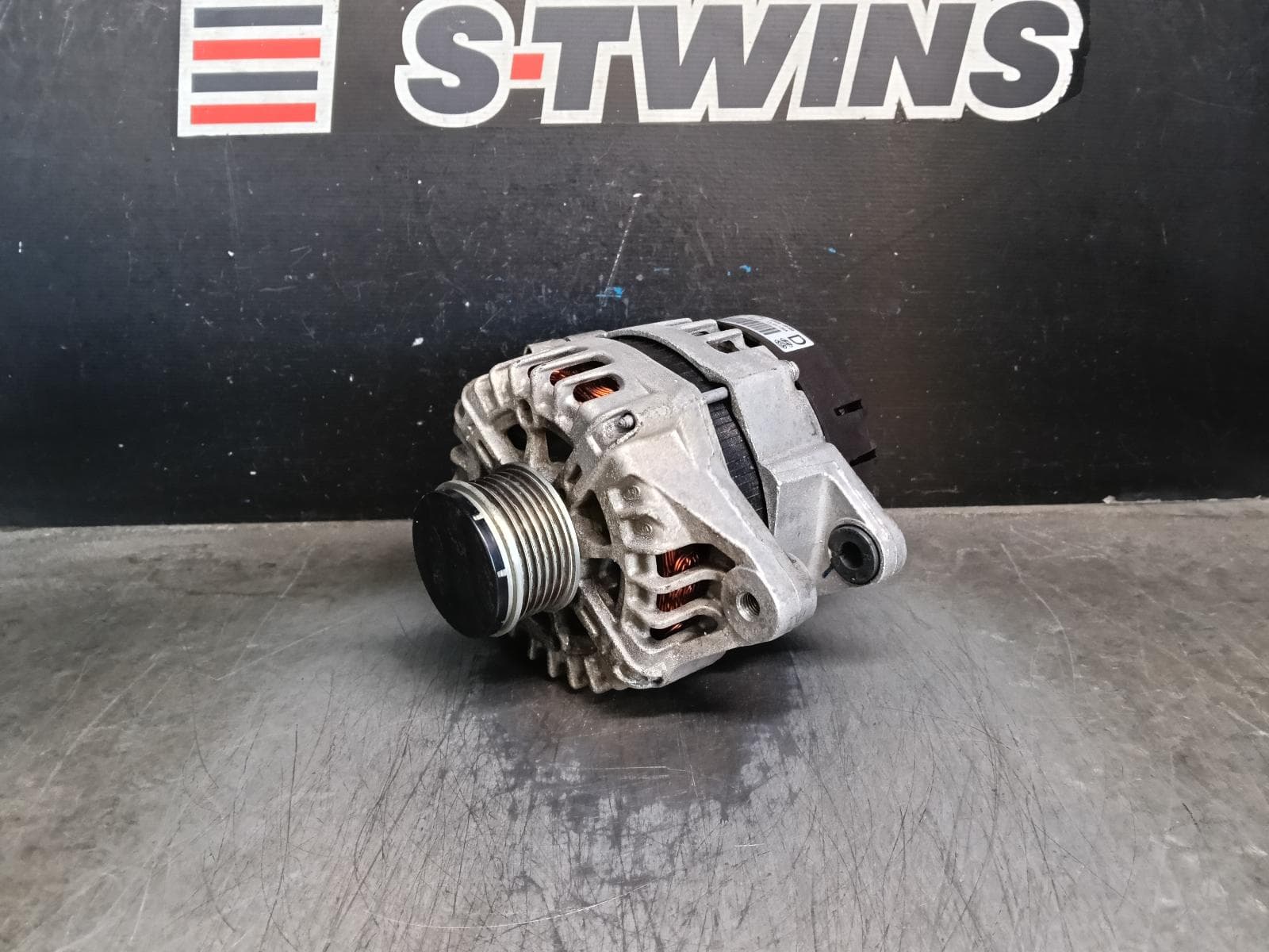 Used auto part listing image: 2016 KIA SPORTAGE ALTERNATOR DIESEL, 2.0, D4HA, TURBO, QL, 10/15-06/18 0000413900
