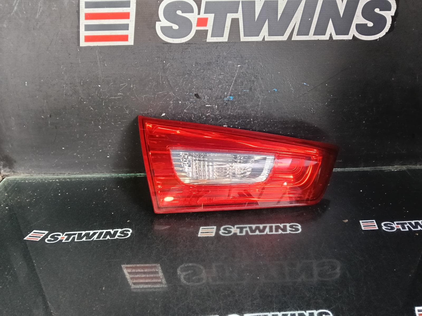 Used auto part listing image: 2013 MITSUBISHI ASX REAR GARNISH TAILGATE LAMP (LH SIDE), XA-XC, 05/10-05/19 0000411821