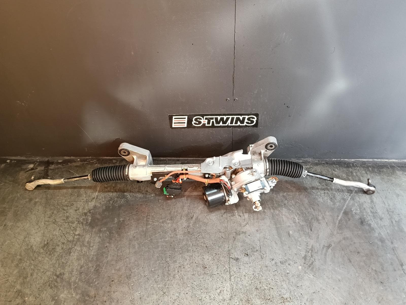 Used auto part listing image: 2016 HONDA CRV STEERING BOX RACK RM, PETROL TYPE, 11/12-04/17 0000412871