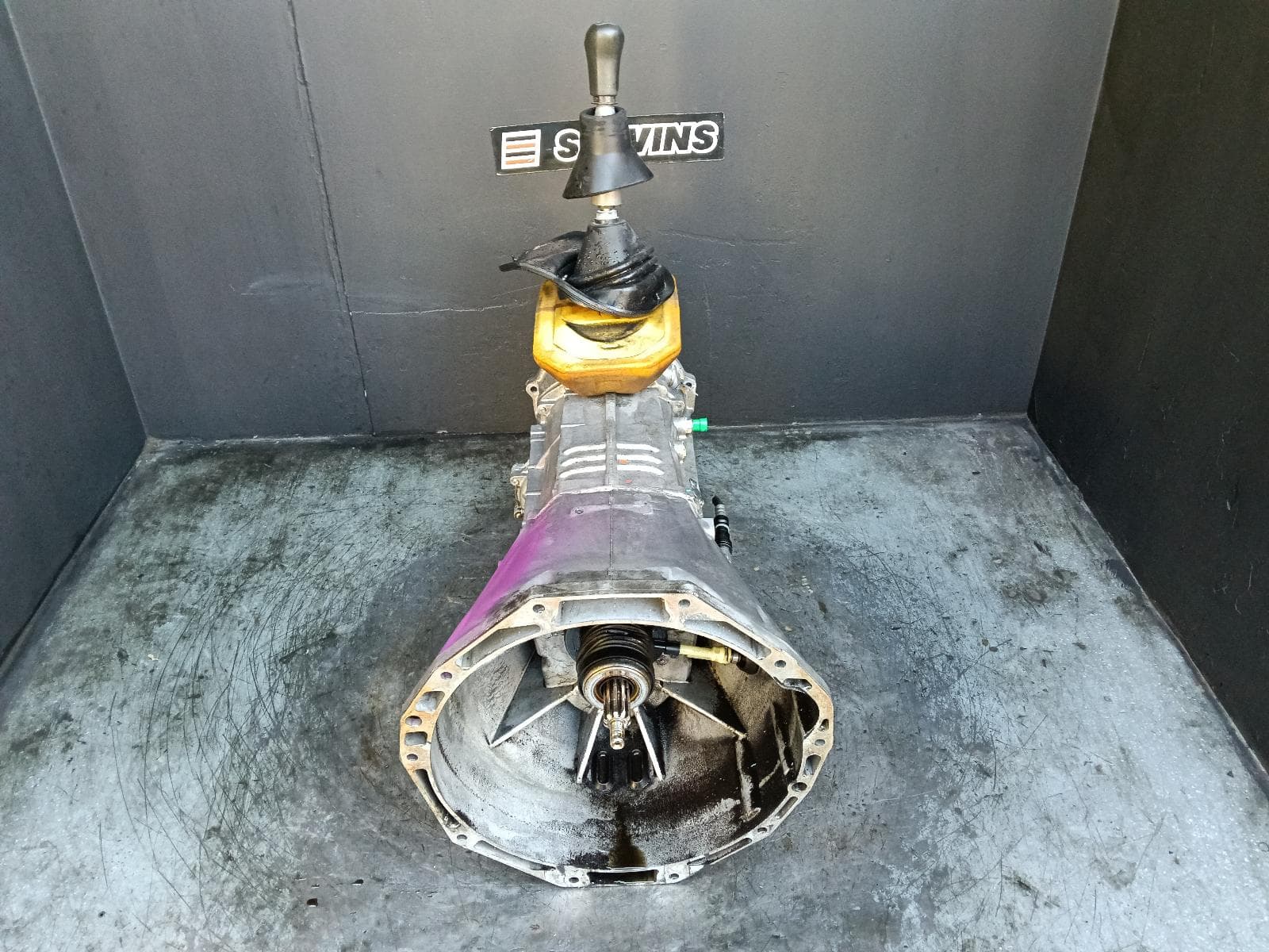 Used auto part listing image: 2013 HOLDEN COLORADO TRANS GEARBOX MANUAL, 4WD, DIESEL, 2.8, APR, TURBO, 5 SPEED, NO TRANSFER CASE, RG, 01/12-09/13 0000412355