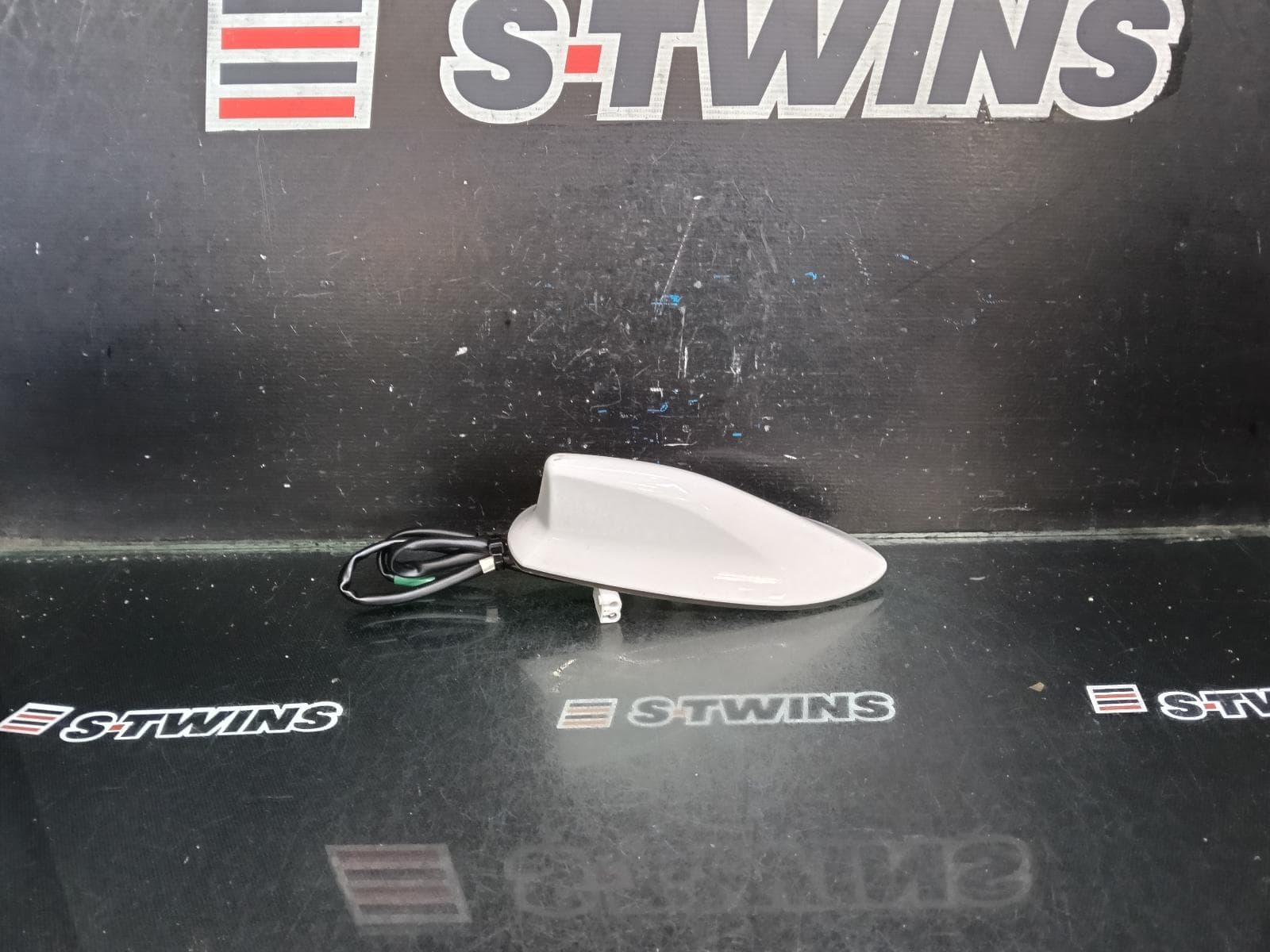 Used auto part listing image: 2015 TOYOTA COROLLA ANTENNA ZRE182R, 08/12-06/18 0000411983