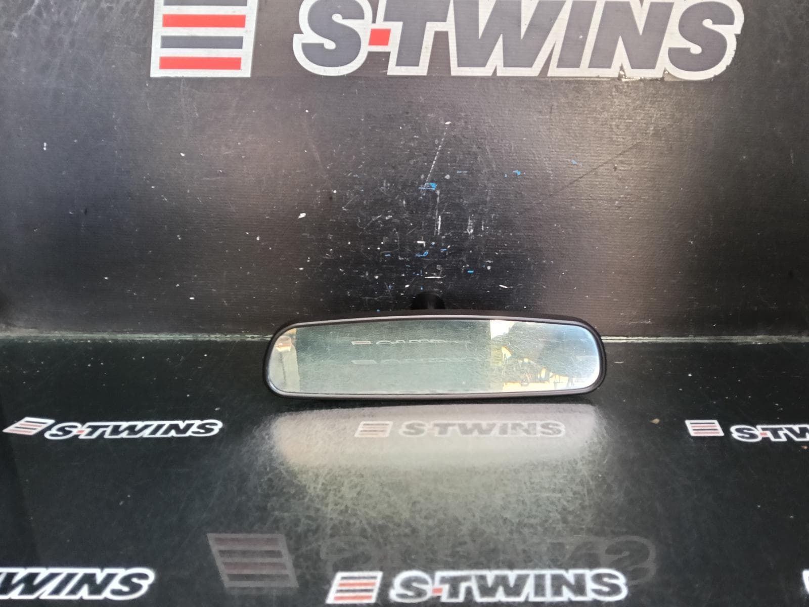 Used auto part listing image: 2015 TOYOTA COROLLA INTERIOR MIRROR ZRE182R 10/12-06/18 0000411996