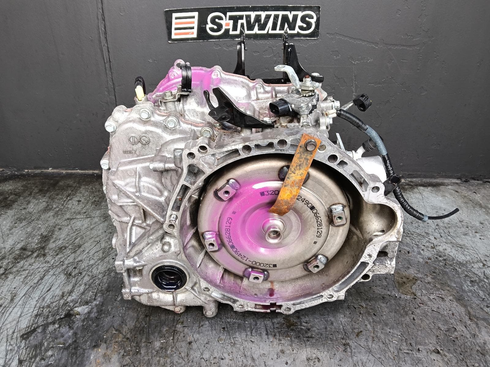 Used auto part listing image: 2015 TOYOTA COROLLA TRANS GEARBOX AUTO, PETROL, 1.8, 2ZR-FE, K313 CODE, ZRE182R (VIN JTN), HATCH, 03/15-06/19 0000412149