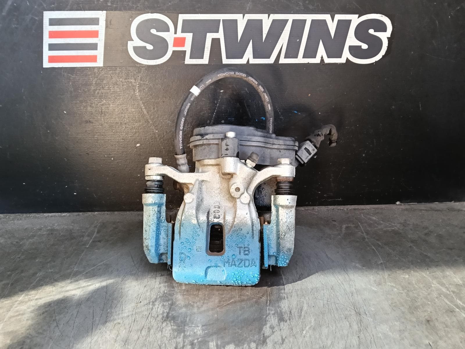 Used auto part listing image: 2019 MAZDA CX5 CALIPER RH REAR, KF, 02/17-03/26 (AUS ONLY) 0000412632