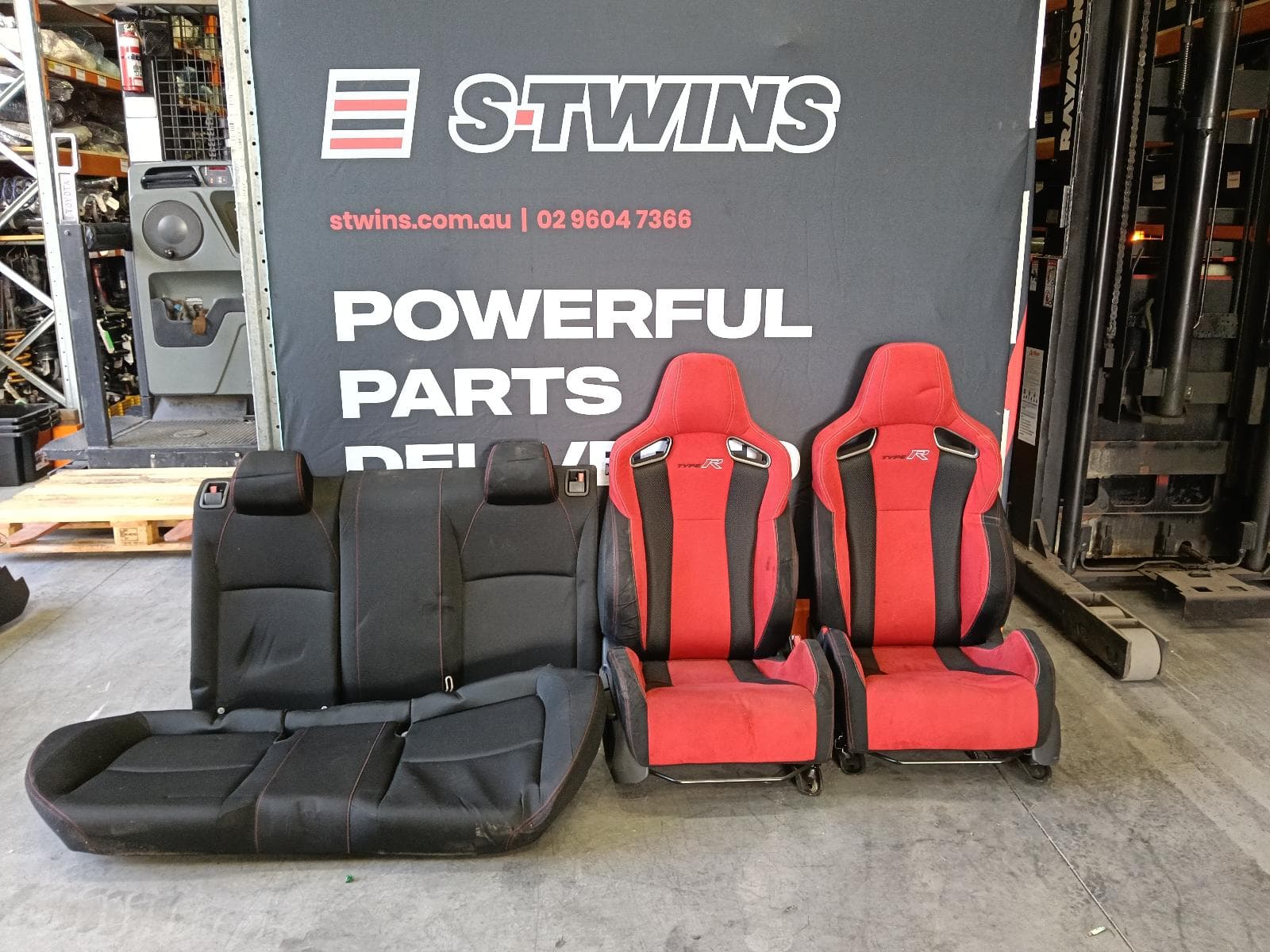 Used auto part listing image: 2019 HONDA CIVIC COMPLETE INTERIOR 10TH GEN, HATCH, CLOTH, TYPE R, 06/17-08/21 0000411928