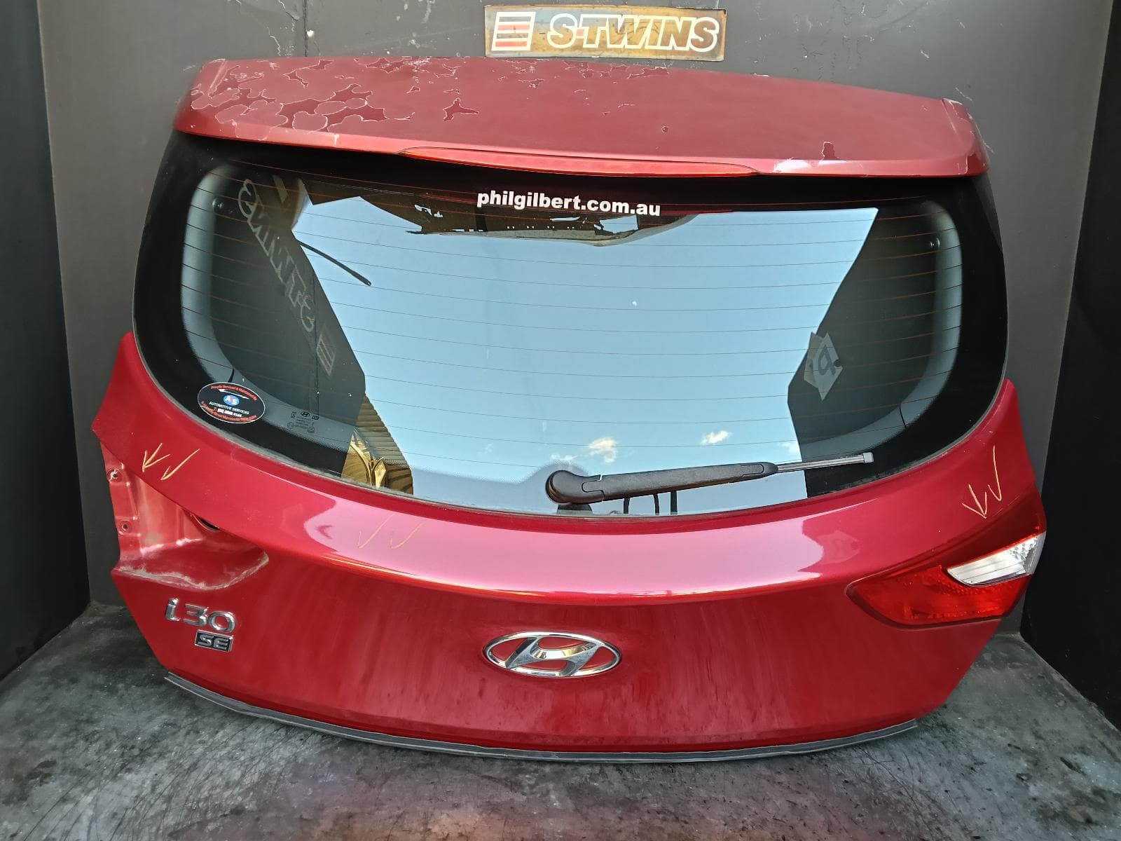 Used auto part listing image: 2014 HYUNDAI I30 BOOTLID TAILGATE TAILGATE, GD, 5DR HATCH, NON CAMERA TYPE, 03/12-02/17 0000413094