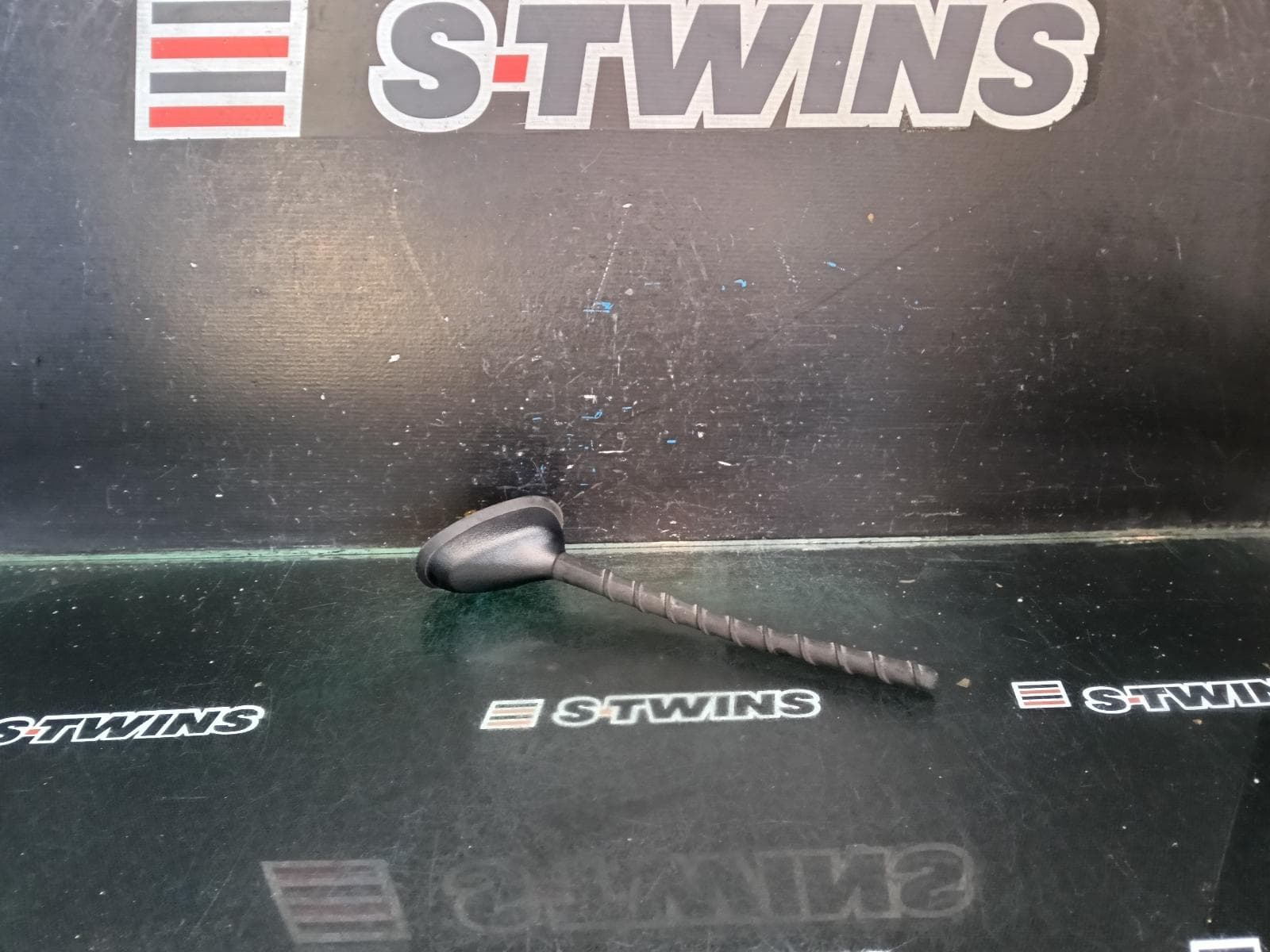 Used auto part listing image: 2015 HYUNDAI I30 ANTENNA GD, NON SUNROOF, NON SAT NAV TYPE, 03/12-02/17 0000413376