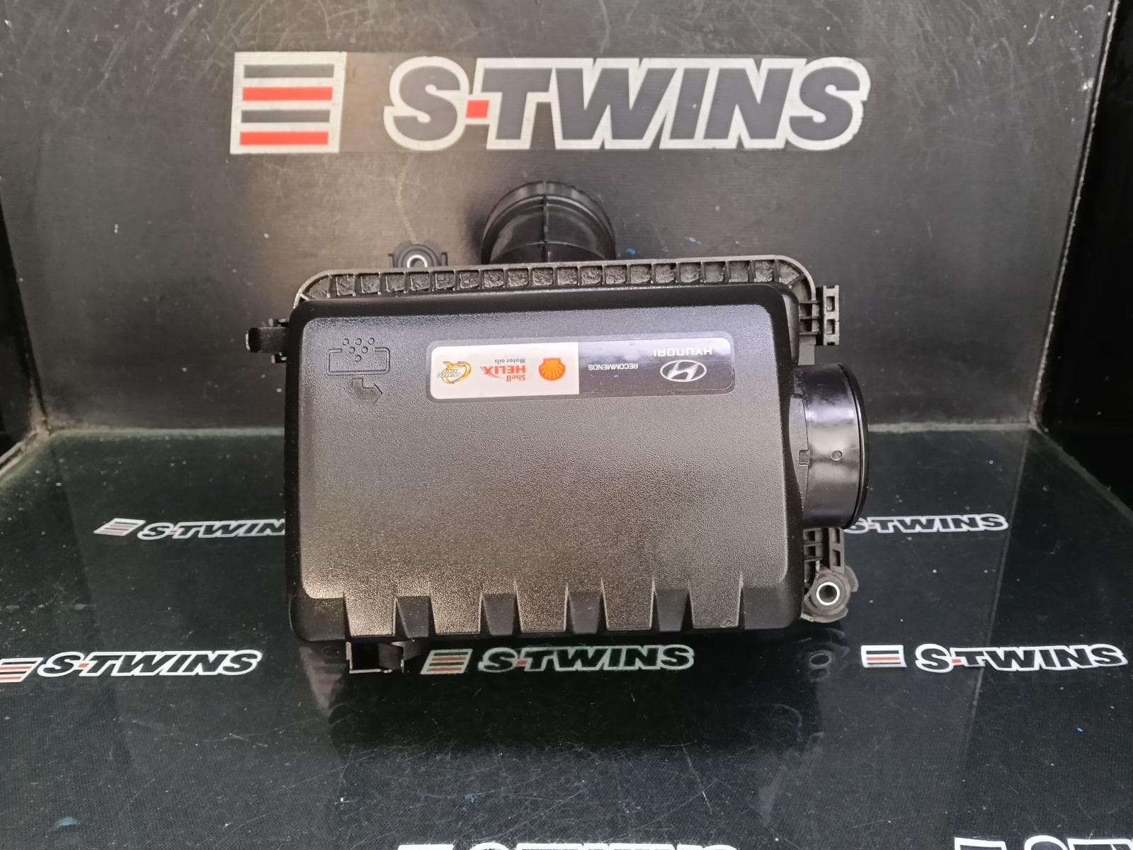 Used auto part listing image: 2018 HYUNDAI I30 AIR CLEANER BOX AIR CLEANER, 2.0, G4NC, PETROL, PD, HATCH (S. KOREA VIN KMHH), 03/17-12/23 0000413306
