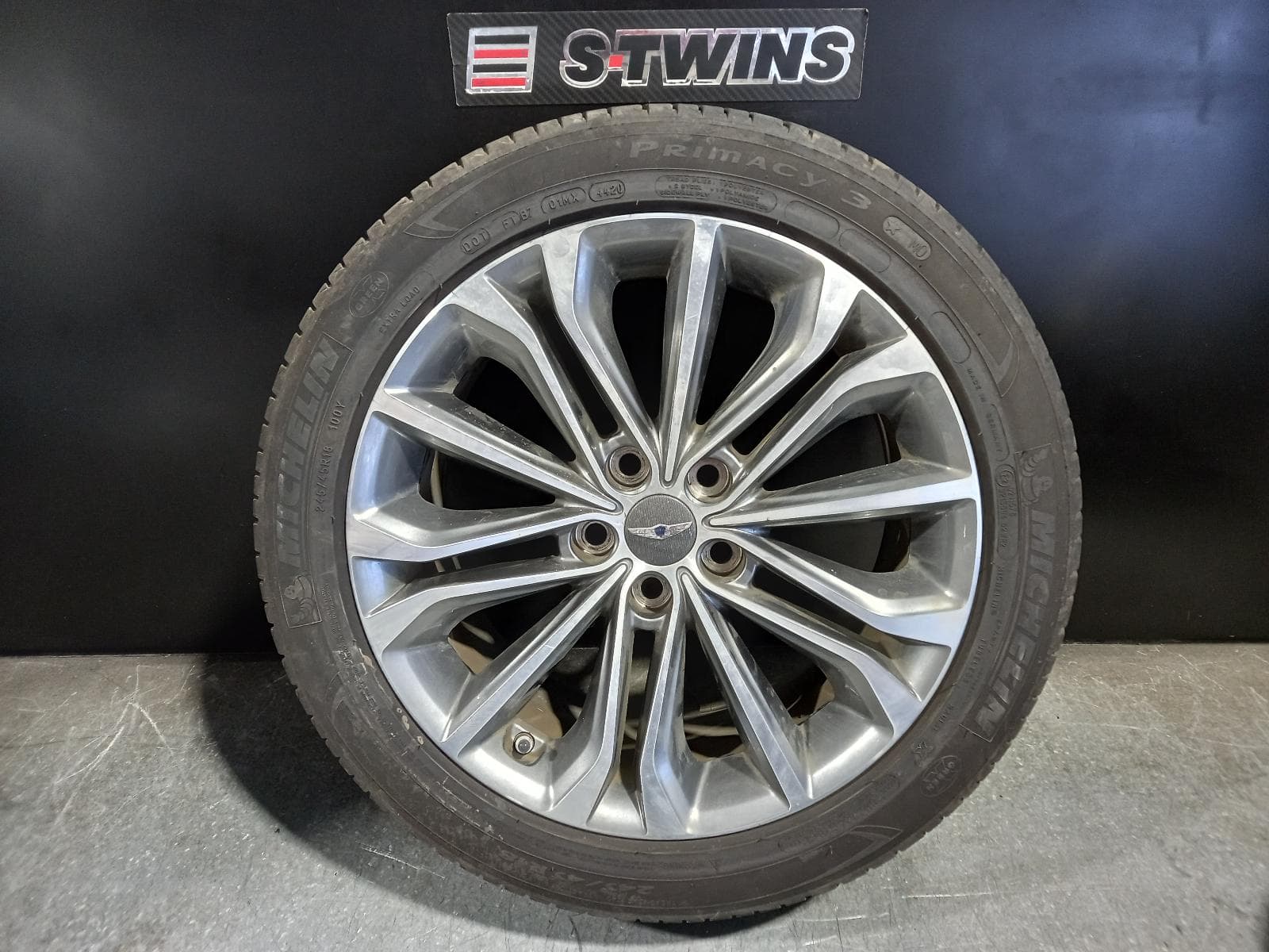 Used auto part listing image: 2015 HYUNDAI GENESIS WHEEL MAG FACTORY, 18X8IN, DH, 11/14-01/18 0000217782