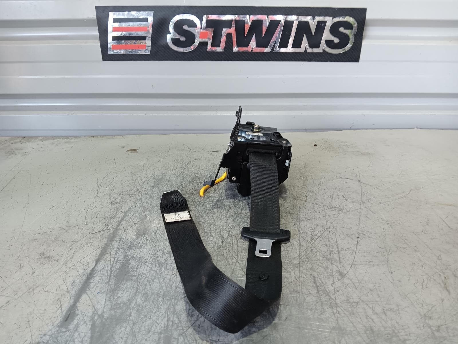 Used auto part listing image: 2019 KIA SELTOS SEAT BELT STALK LH FRONT, SEAT BELT STALK ONLY, SP2, 07/19- 0000371052