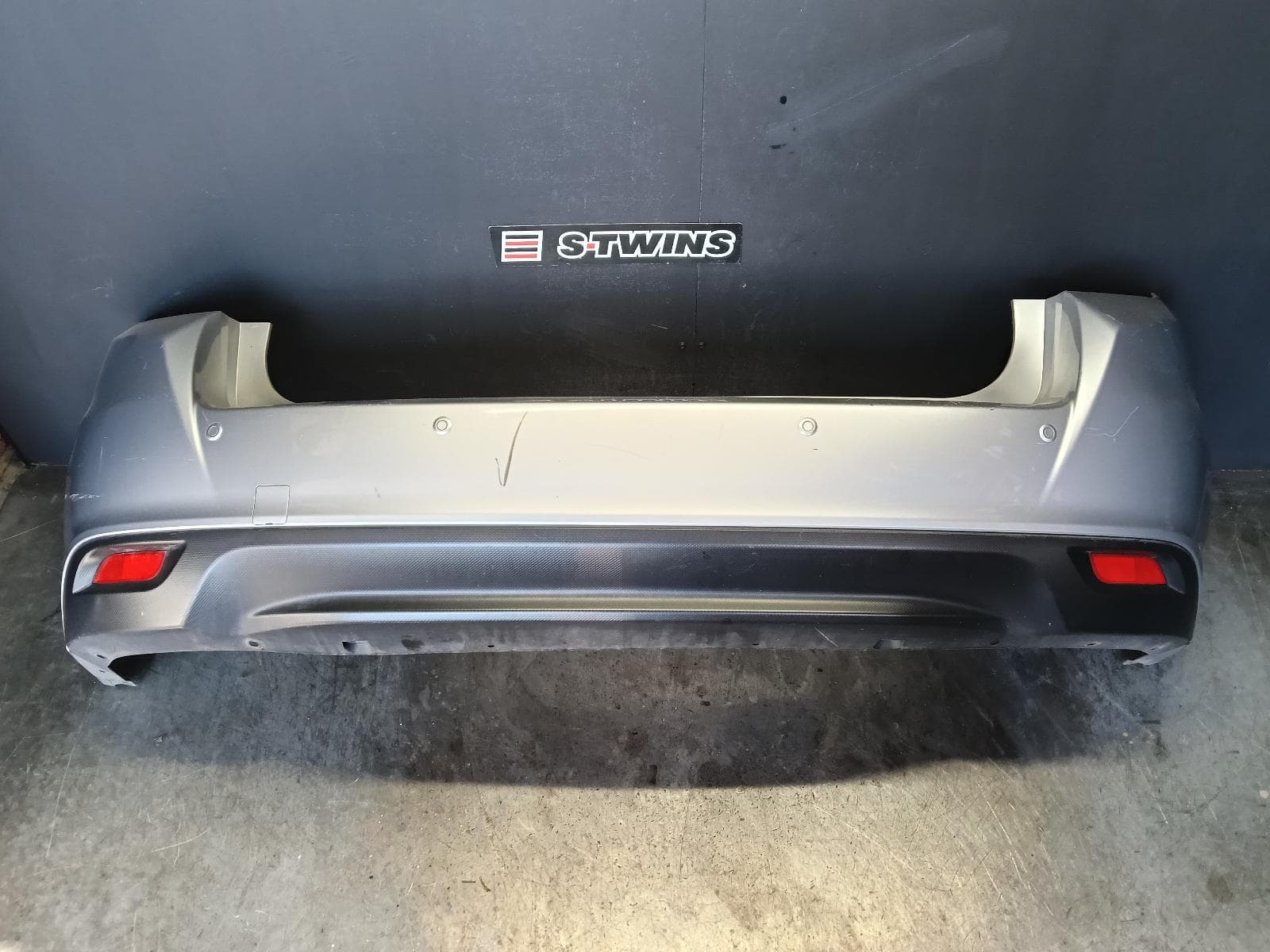 Used auto part listing image: 2018 SUBARU IMPREZA REAR BUMPER G5, BUMPER BAR, W/ PARK SENSOR TYPE, HATCH, 09/16-09/23 0000414378