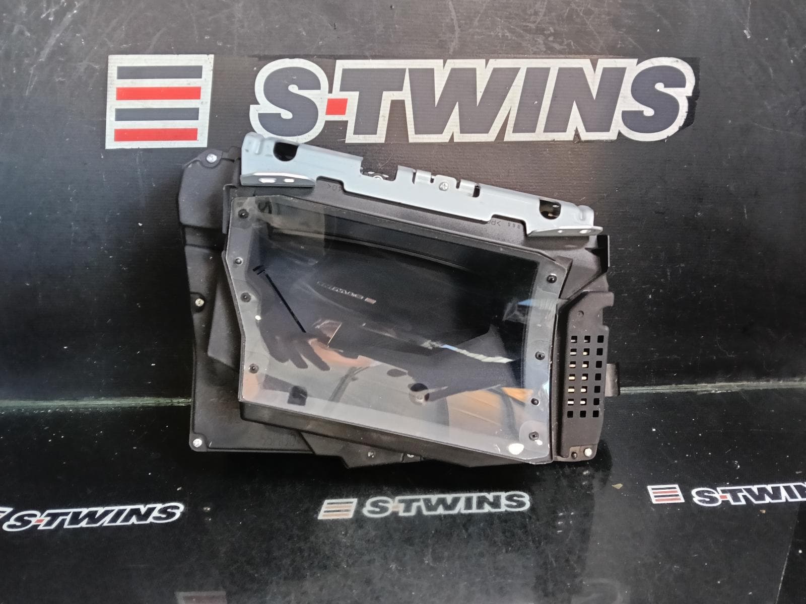 Used auto part listing image: 2017 MAZDA CX5 INSTRUMENTCLUSTER HEAD UP DISPLAY, POP UP TYPE, KF, 02/17-03/26 0000414232