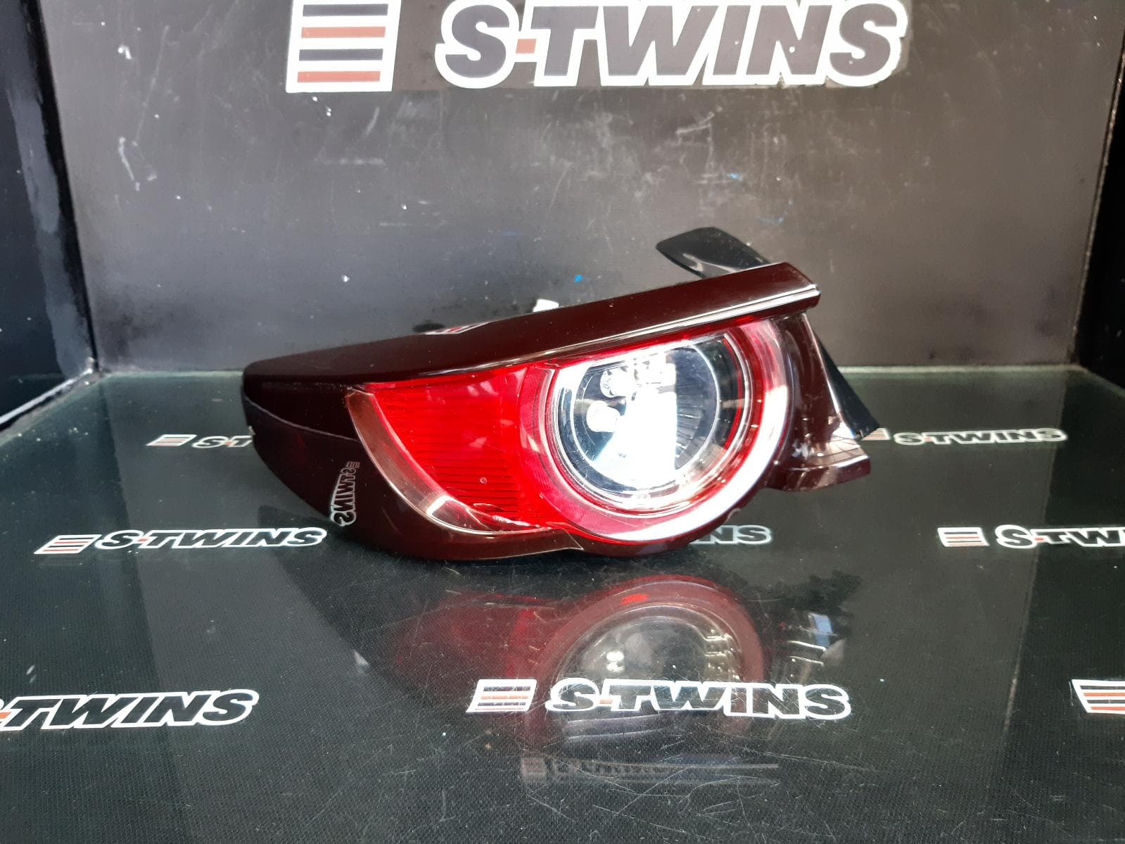 Used auto part listing image: 2020 MAZDA 3 LEFT TAILLIGHT BP, IN BODY, W/ LED TYPE, HATCH, PURE/EVOLVE/TOURING/GT/GTX/GSX/SP20, 03/19-09/21 0000335738