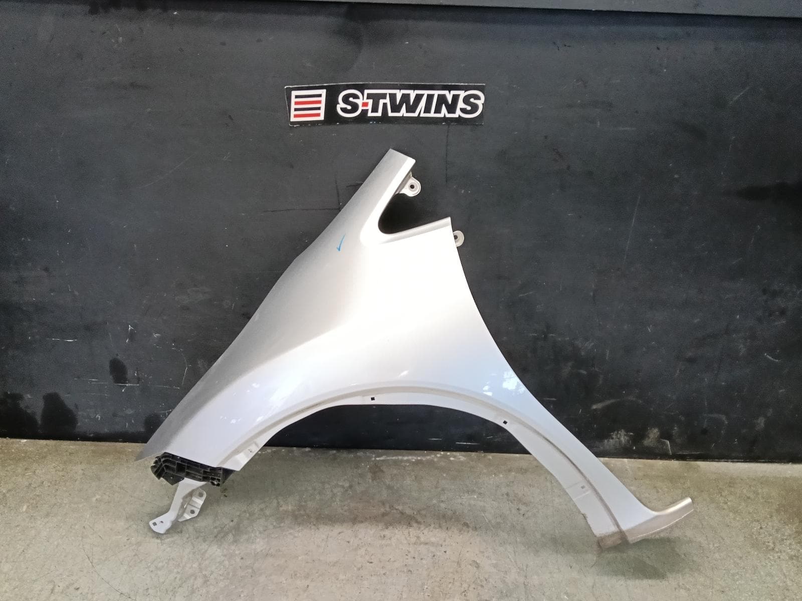 Used auto part listing image: 2013 HONDA CIVIC LEFT GUARD 9TH GEN, HATCH (VIN SHHFK), 06/12-04/16 0000414558