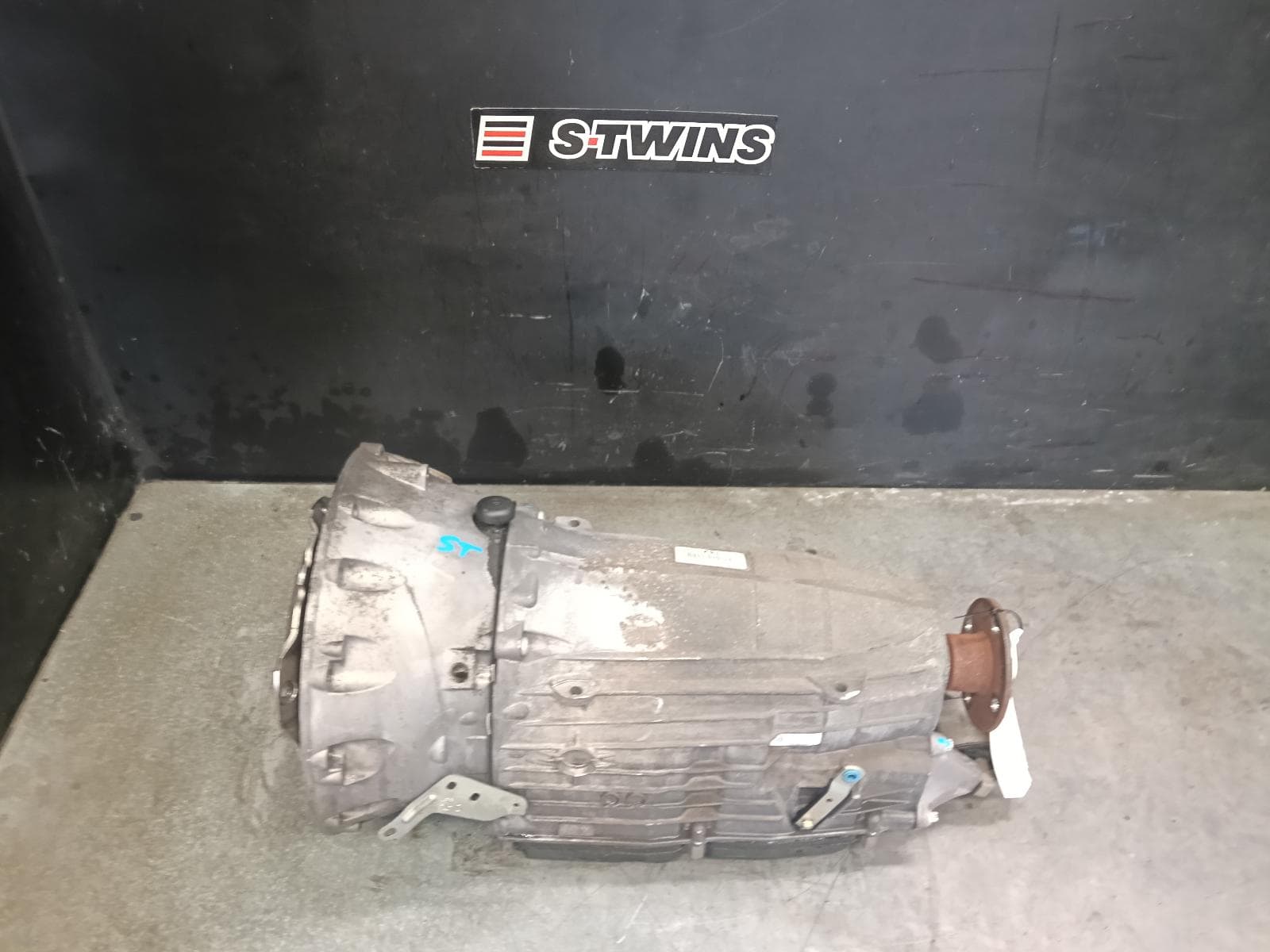 Used auto part listing image: 2014 INFINITI Q50 TRANS GEARBOX AUTO, 2.1, DIESEL, OM651, TURBO, V37, 02/14-09/17 0000413849
